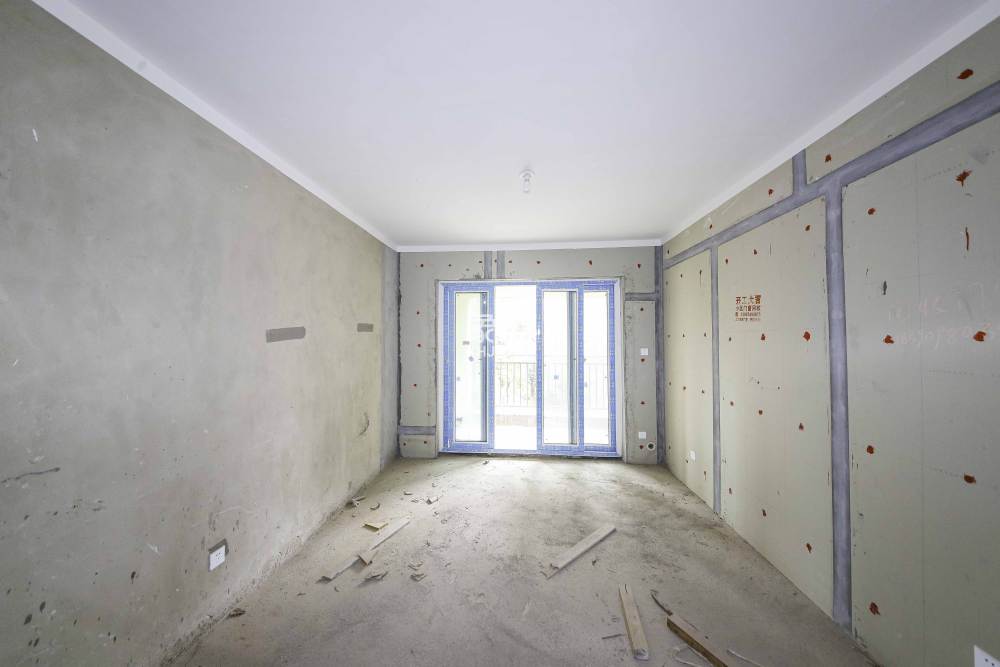 克拉美丽山庄（晟领国际）  3室2厅2卫    96.0万