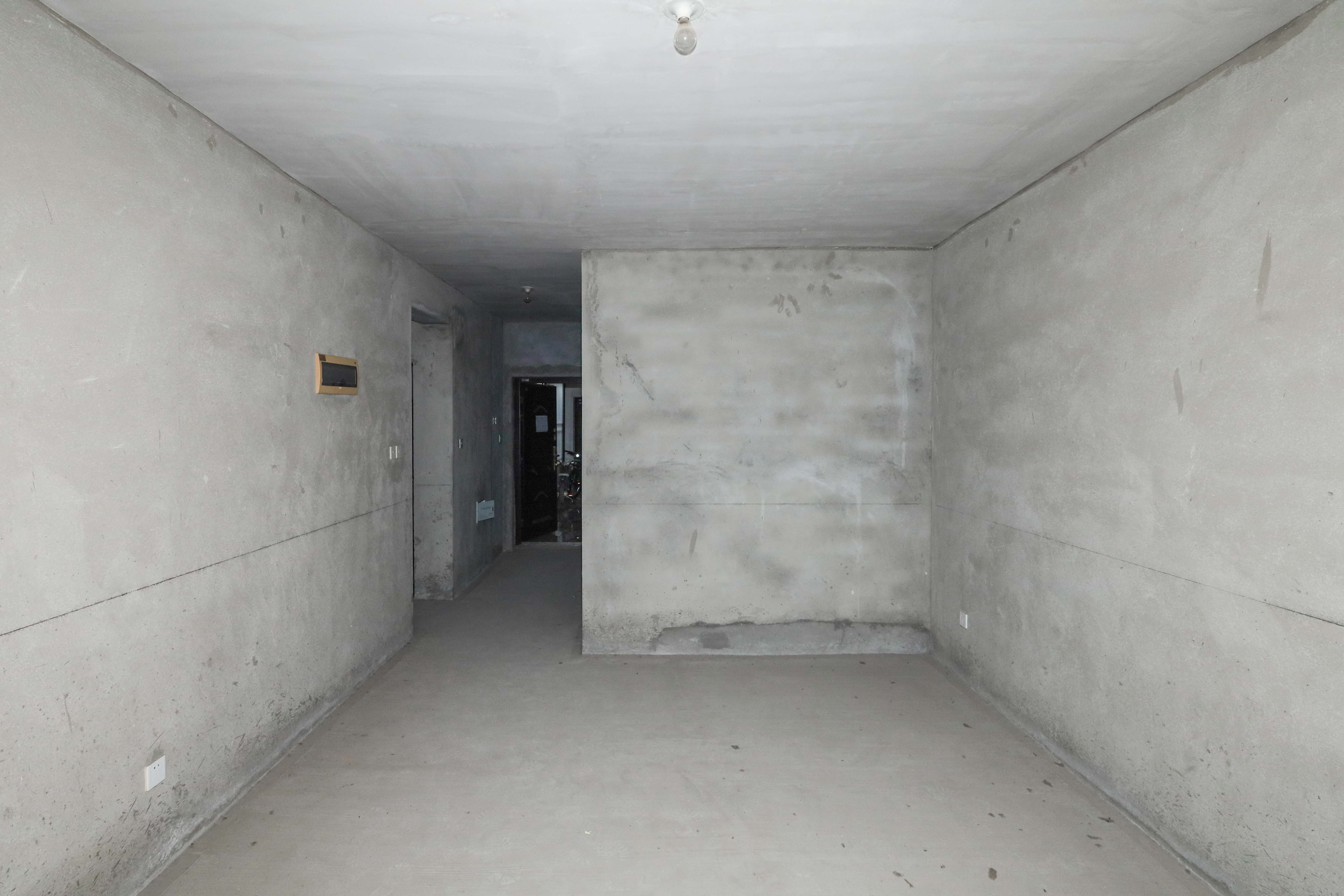 中国铁建梅溪青秀一期  2室2厅1卫   96.00万客厅