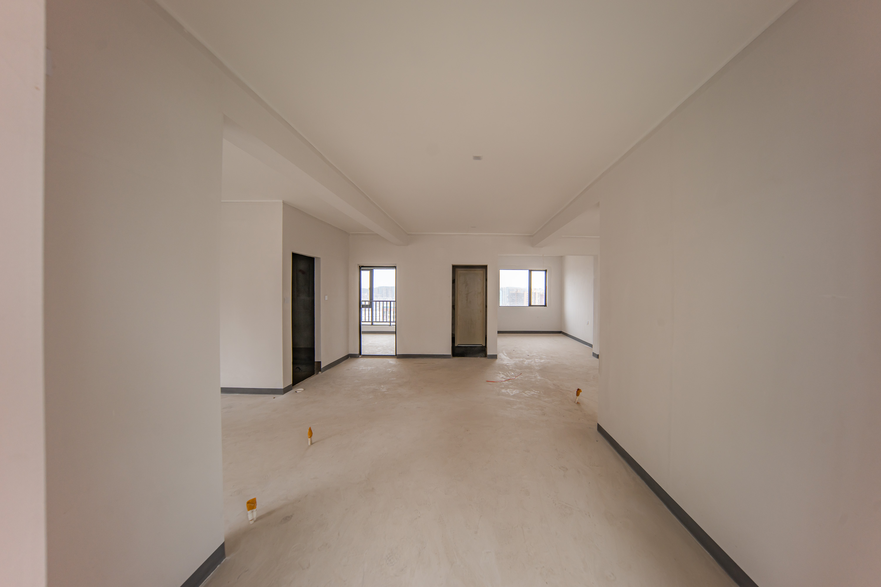 建投象山国际  4室2厅2卫   191.00万卧室