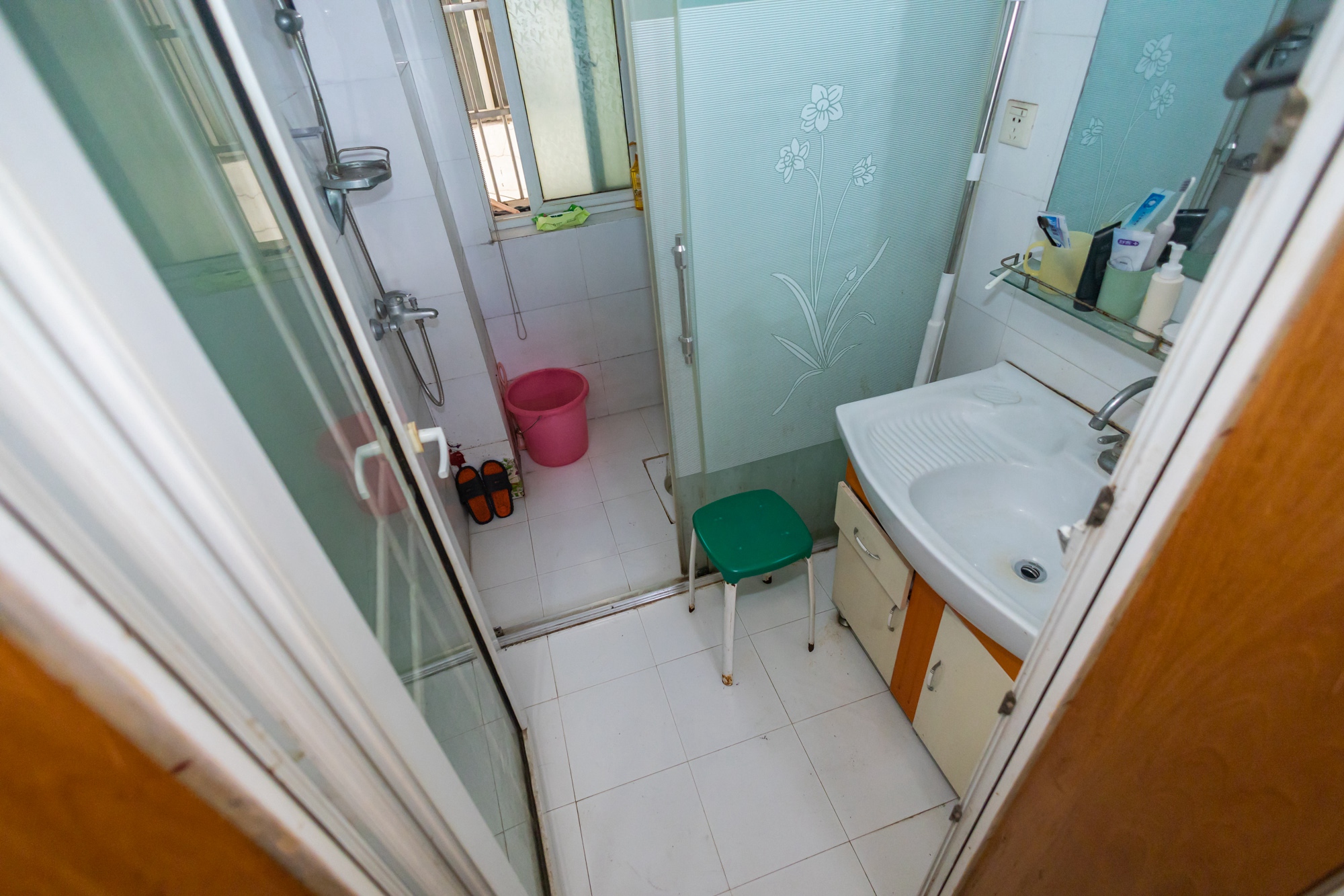 未来现代城 4室2厅2卫 79.8万 未来现代城 4室2厅2卫 79.8万卫生间