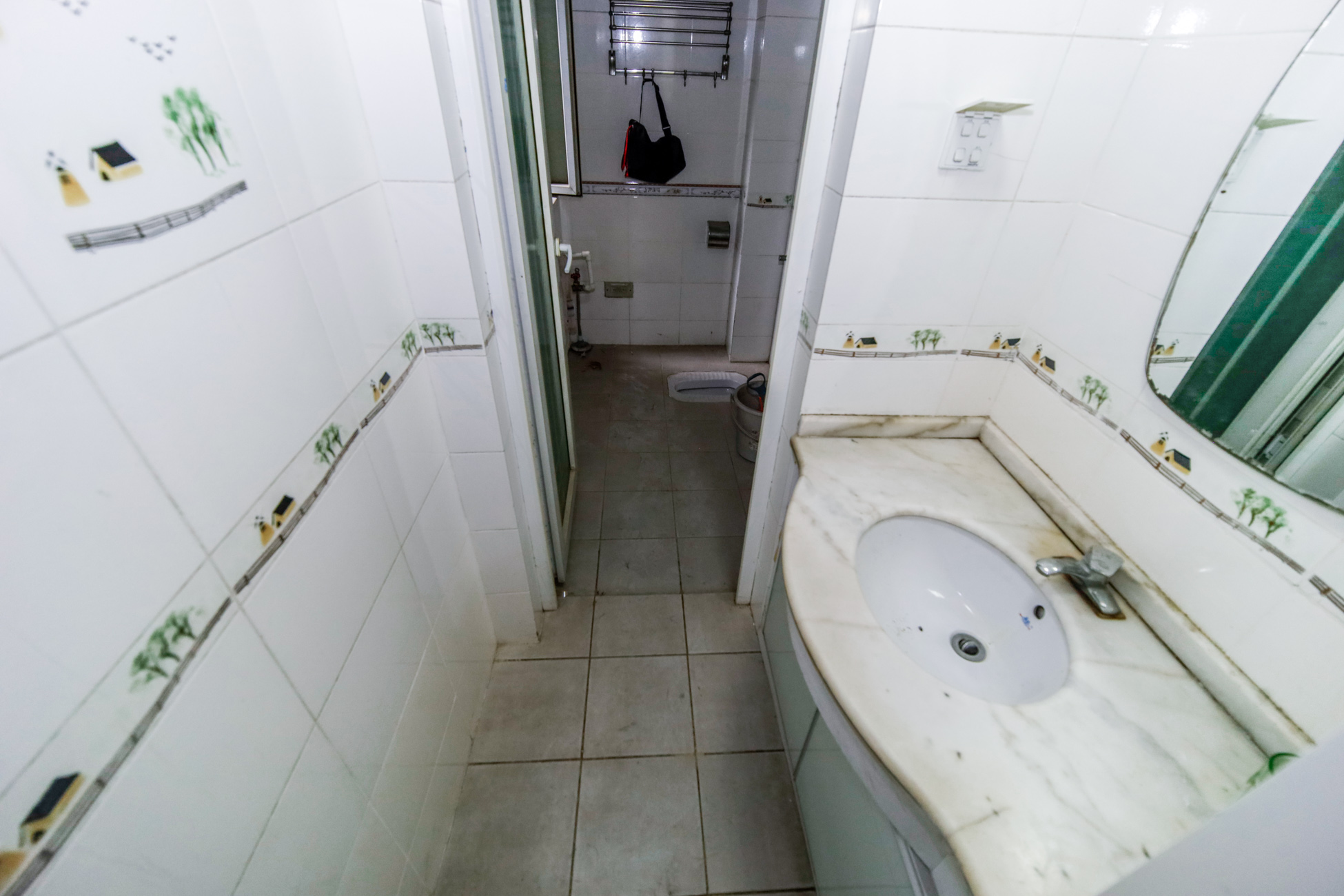 德馨园  2室2厅2卫    56.0万 德馨园  2室2厅2卫    56.0万卫生间