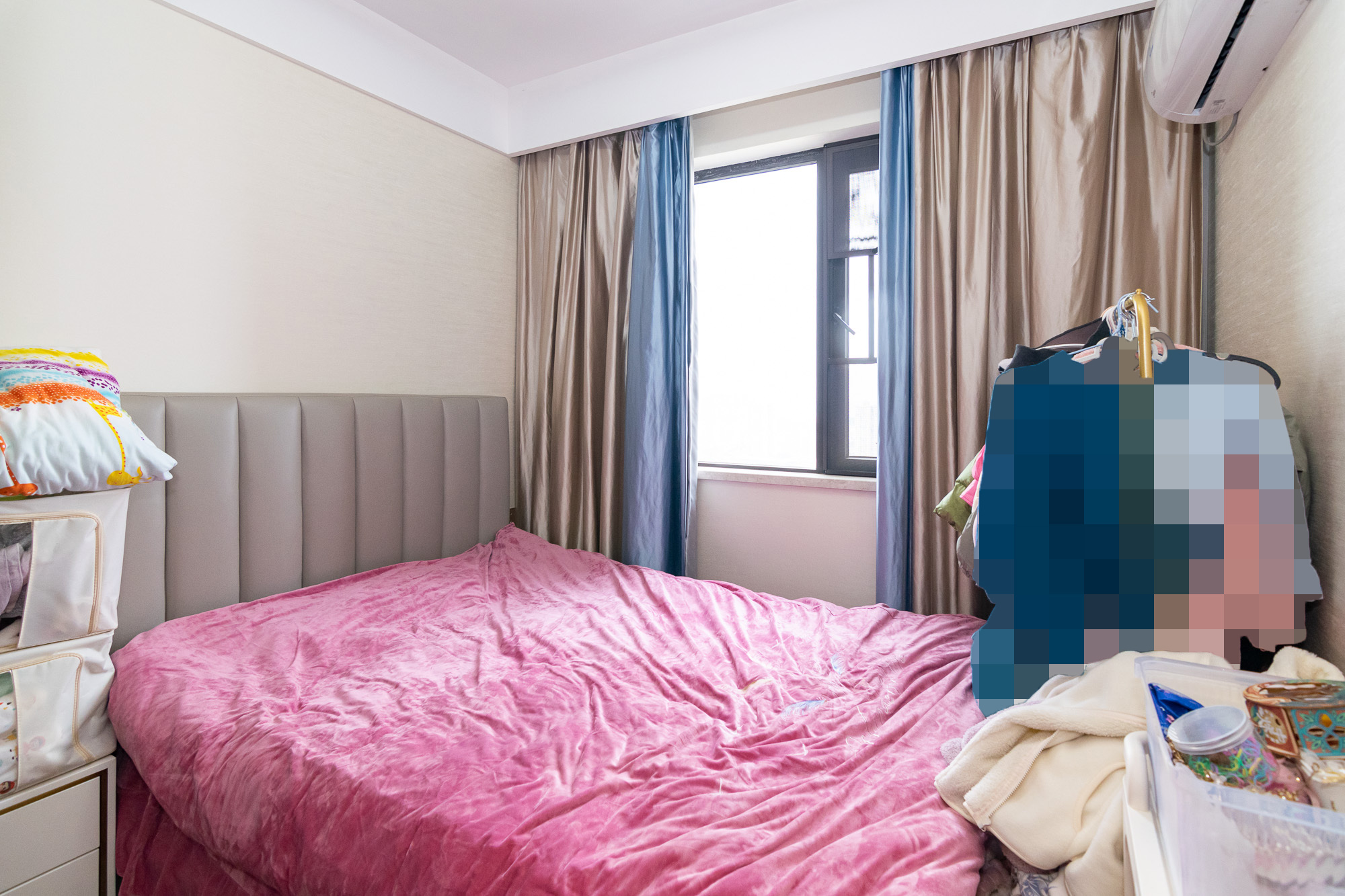 新城国际花都 4室2厅2卫 85.0万 新城国际花都 4室2厅2卫 85.0万卧室