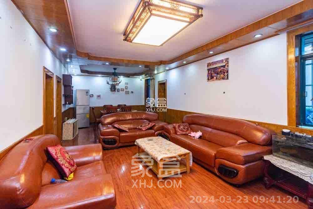 四方坪教师村  3室2厅1卫   1600.00元/月室内图