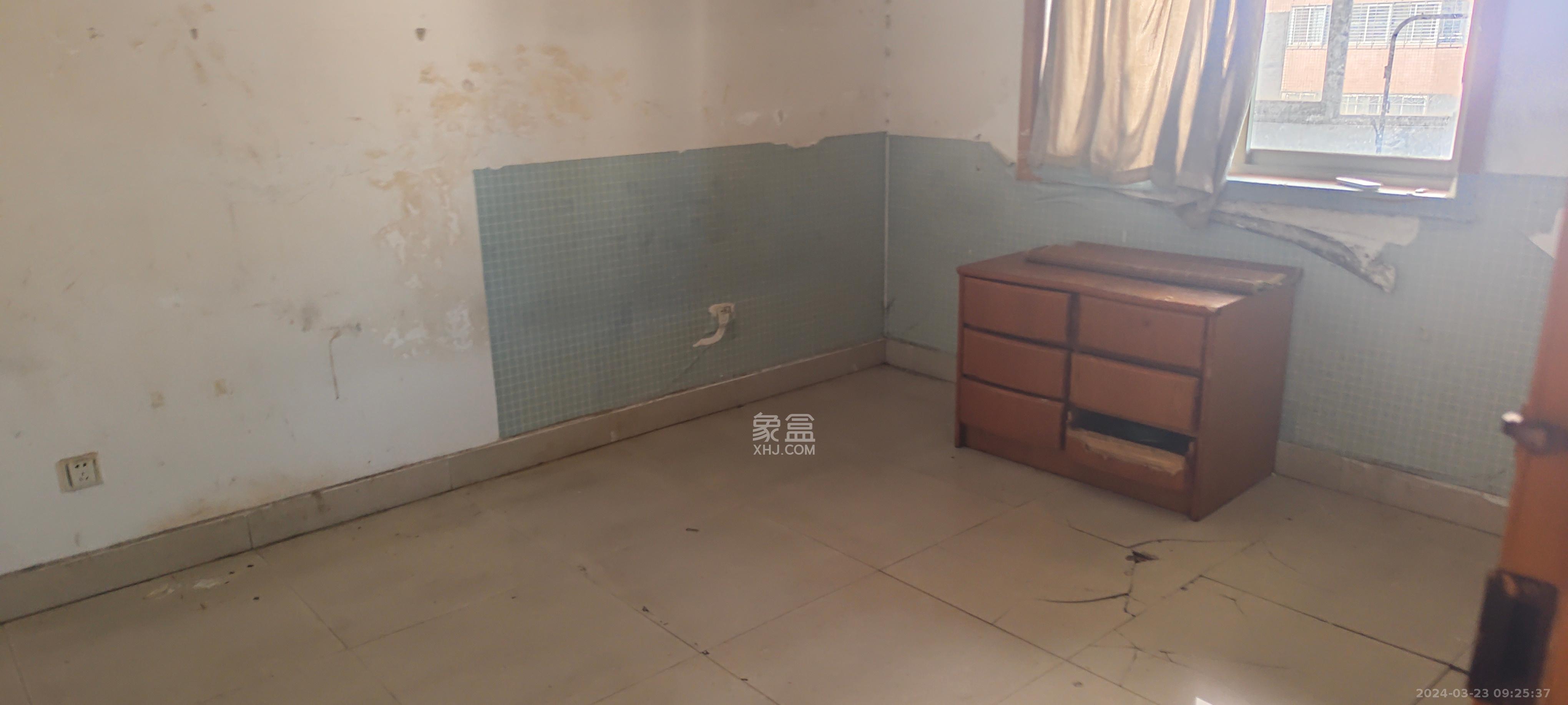 慧丰楼  3室1厅1卫   3200.00元/月室内图
