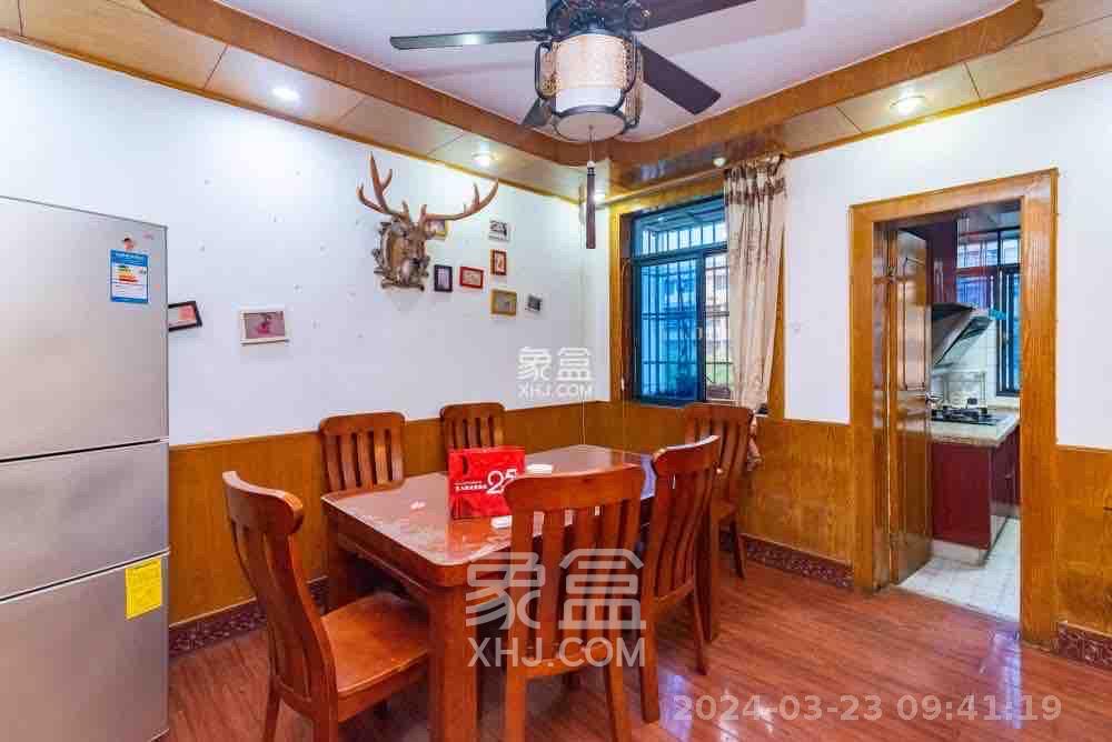 四方坪教师村  3室2厅1卫   1600.00元/月室内图1