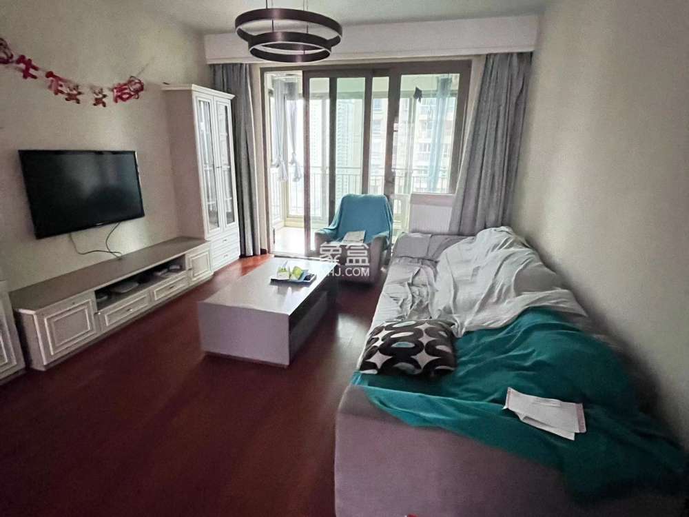 晋合湘水湾三期  4室2厅2卫   103.00万