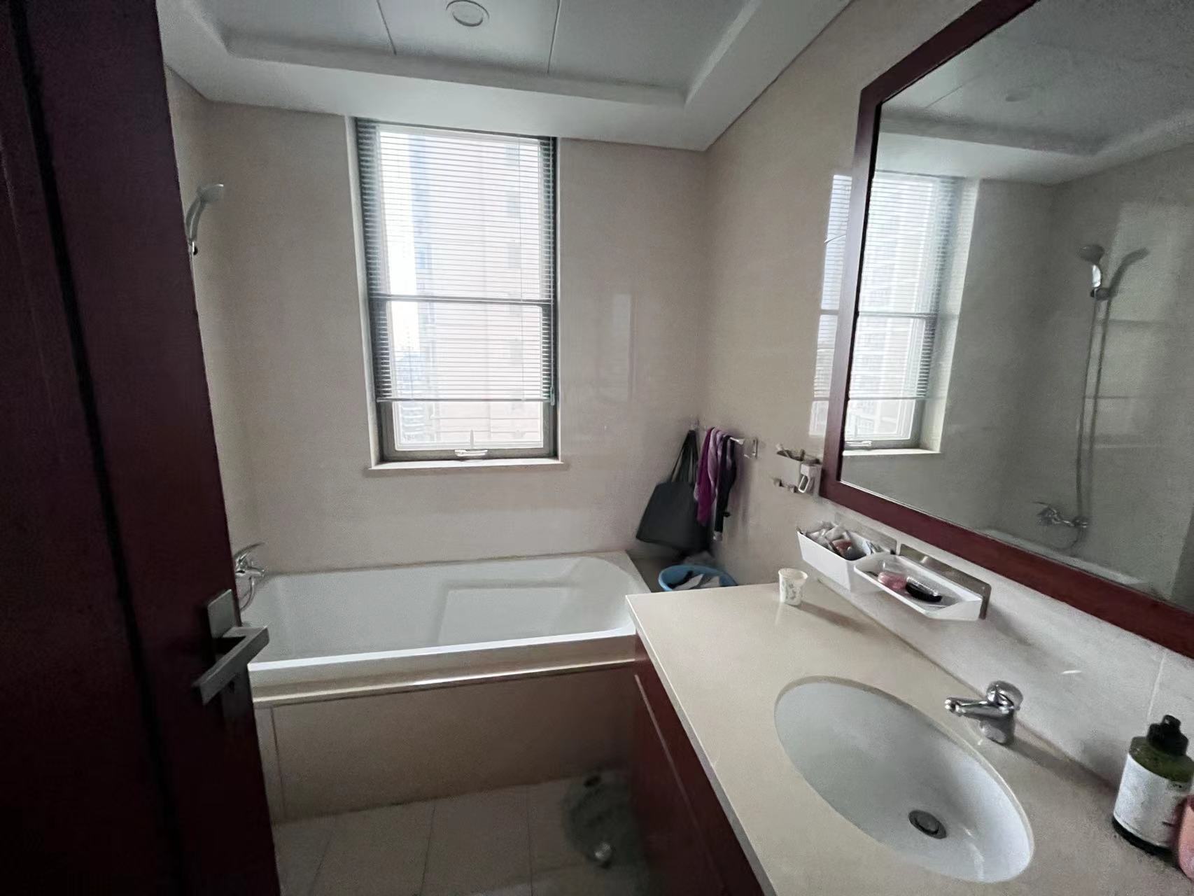 晋合湘水湾三期  4室2厅2卫    123.0万室内图