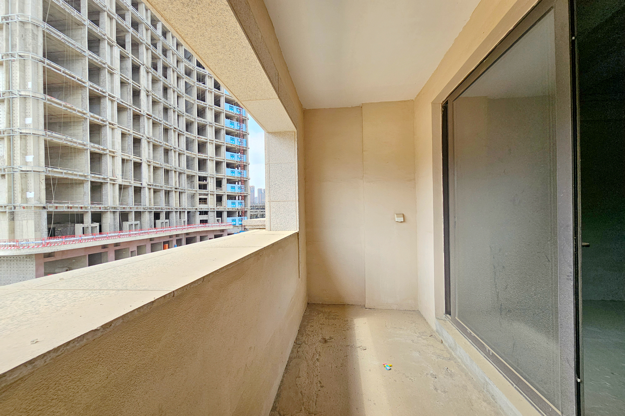 明昇壹城(明昇时代广场)一期 3室2厅2卫 220.0万 明昇壹城(明昇时代广场)一期 3室2厅2卫 220.0万阳台