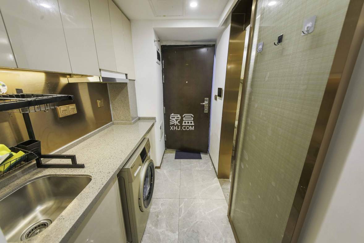 旭辉华宇南宸府  1室1厅1卫    19.5万 旭辉华宇南宸府  1室1厅1卫    19.5万厨房