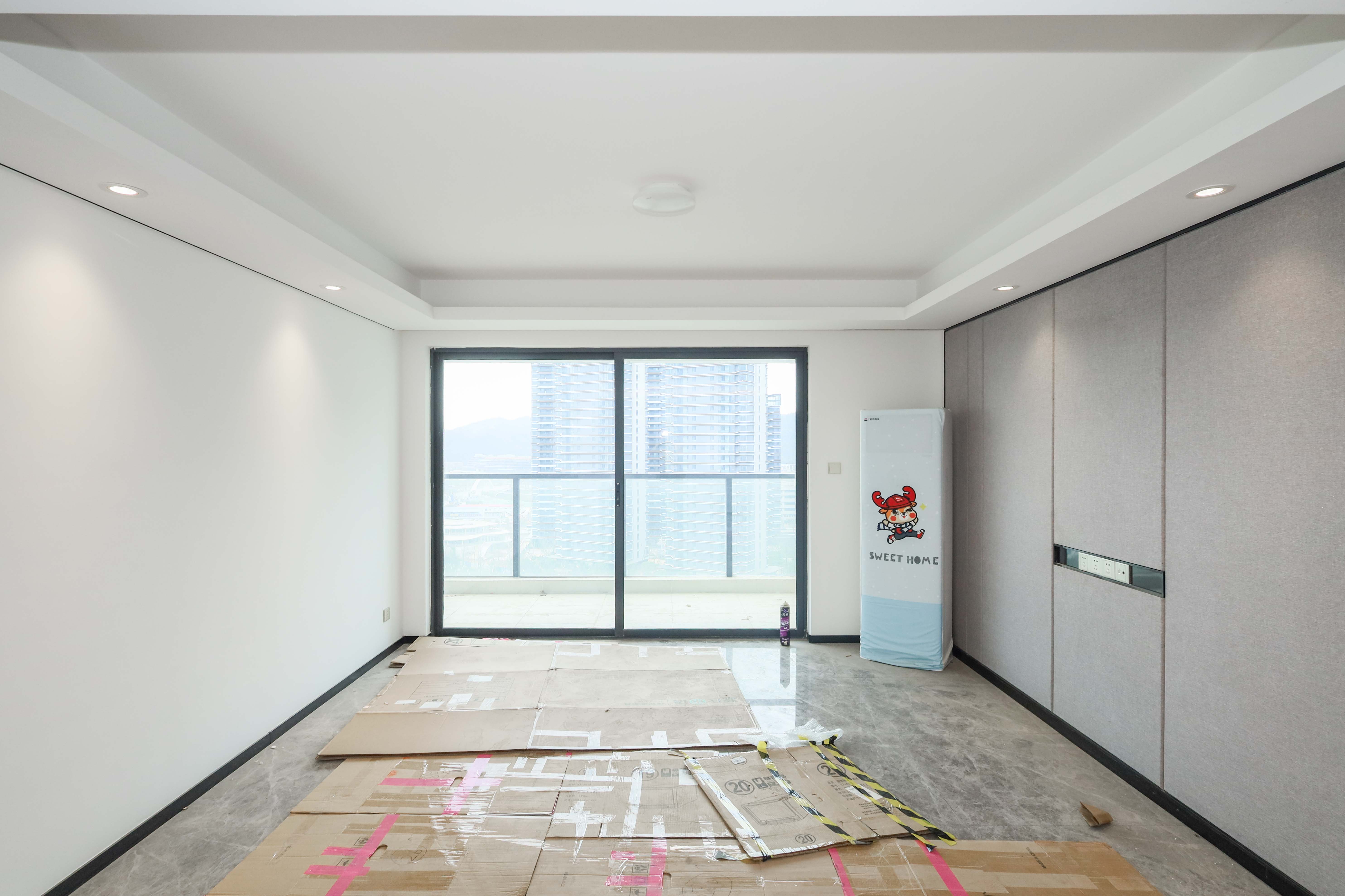中国铁建湘语梅溪  4室2厅2卫   210.00万