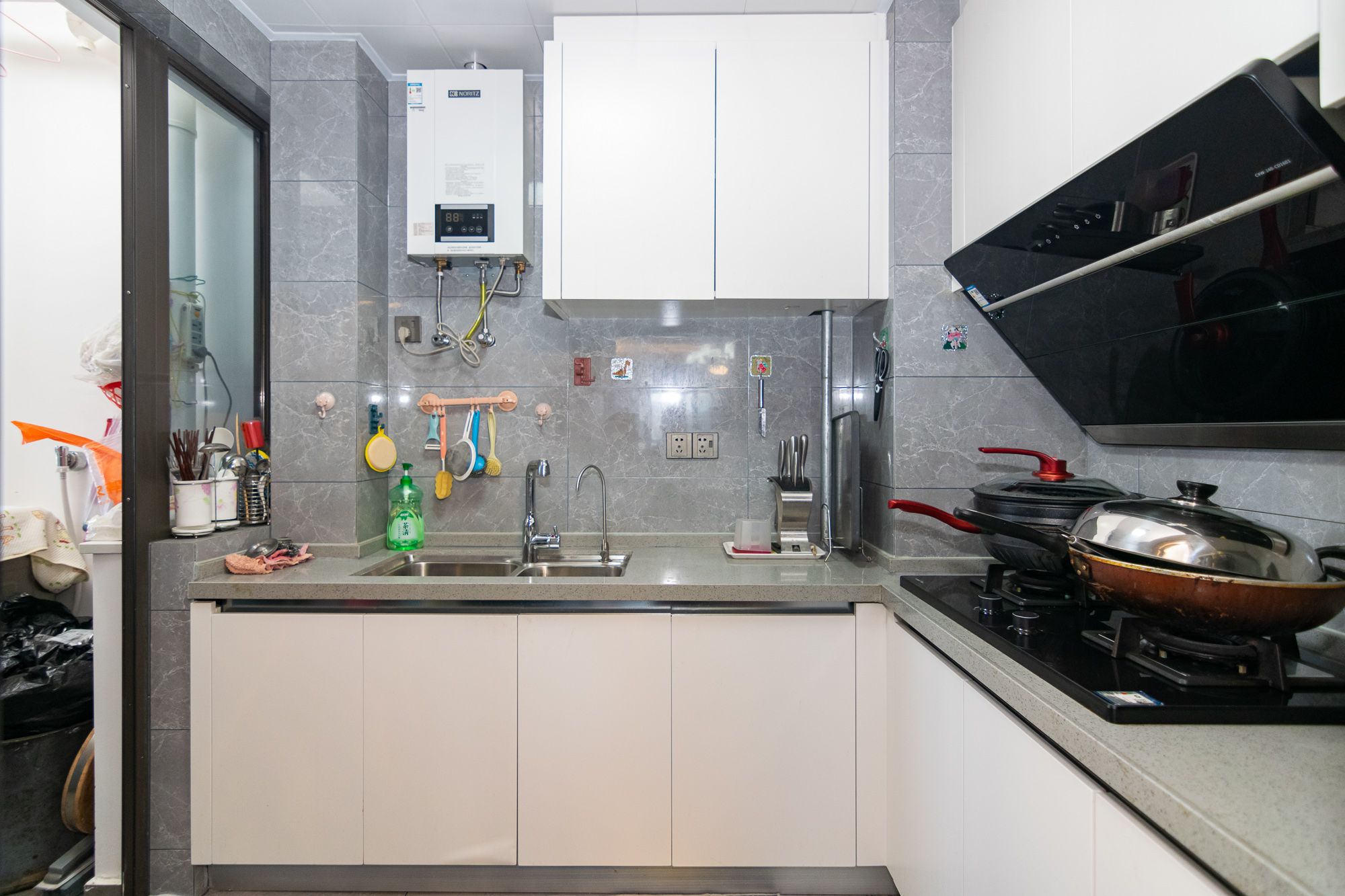 润和美郡(润和紫郡五期) 3室2厅2卫 127.6万 润和美郡(润和紫郡五期) 3室2厅2卫 127.6万厨房