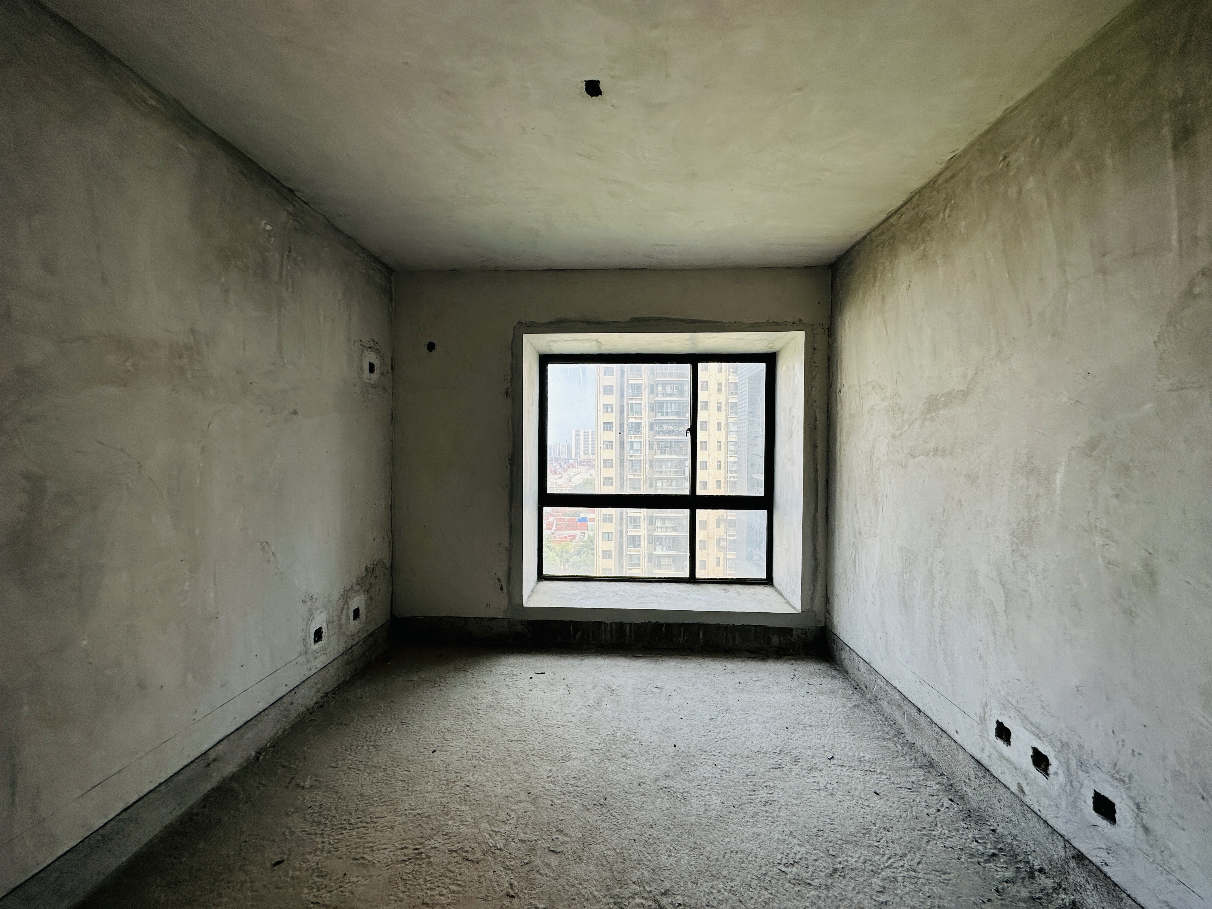 环强御景湾 3室2厅2卫 355.00万 环强御景湾 3室2厅2卫 355.00万卧室