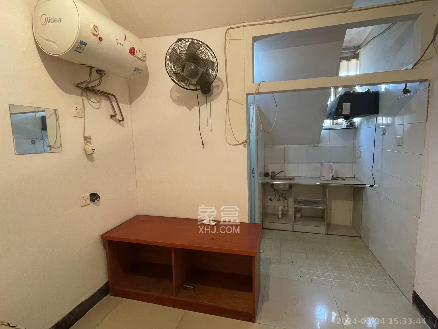 泉塘小区  1室1厅1卫   550.00元/月室内图