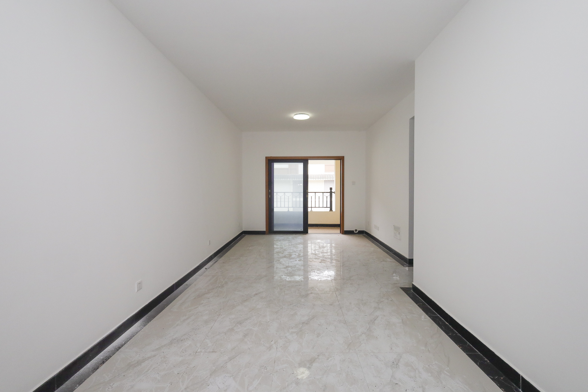 新华联铜官窑古镇  2室2厅1卫    58.0万 新华联铜官窑古镇  2室2厅1卫    58.0万客厅