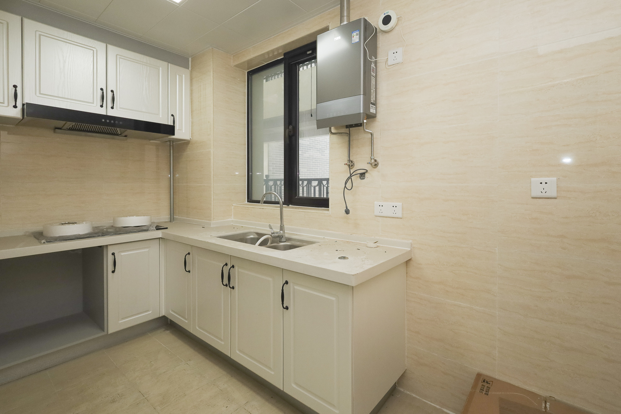 新华联铜官窑古镇  2室2厅1卫    58.0万 新华联铜官窑古镇  2室2厅1卫    58.0万厨房