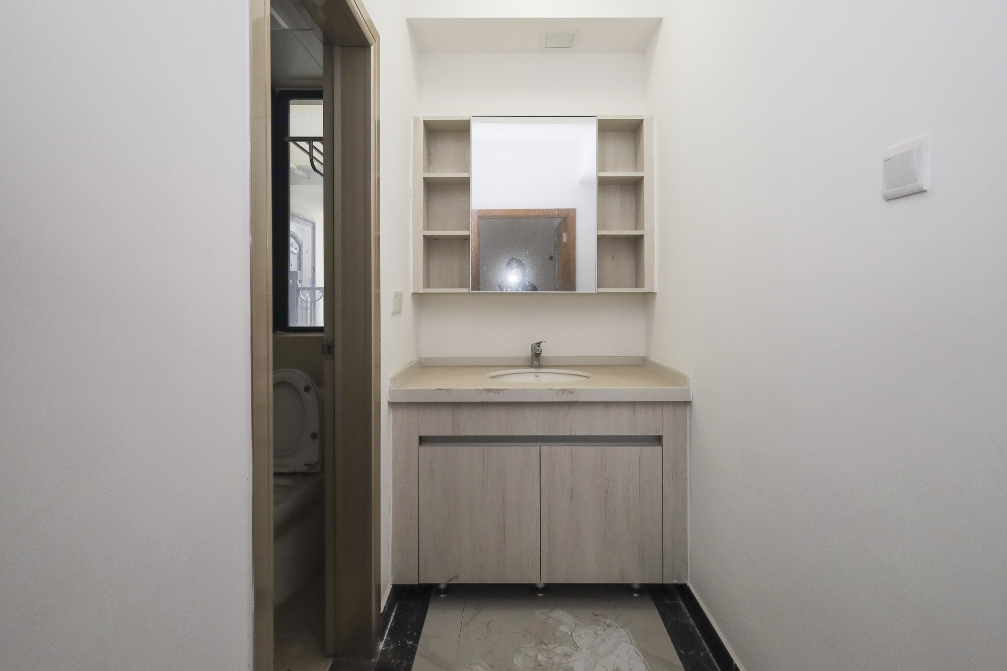 新华联铜官窑古镇  2室2厅1卫    58.0万 新华联铜官窑古镇  2室2厅1卫    58.0万卫生间