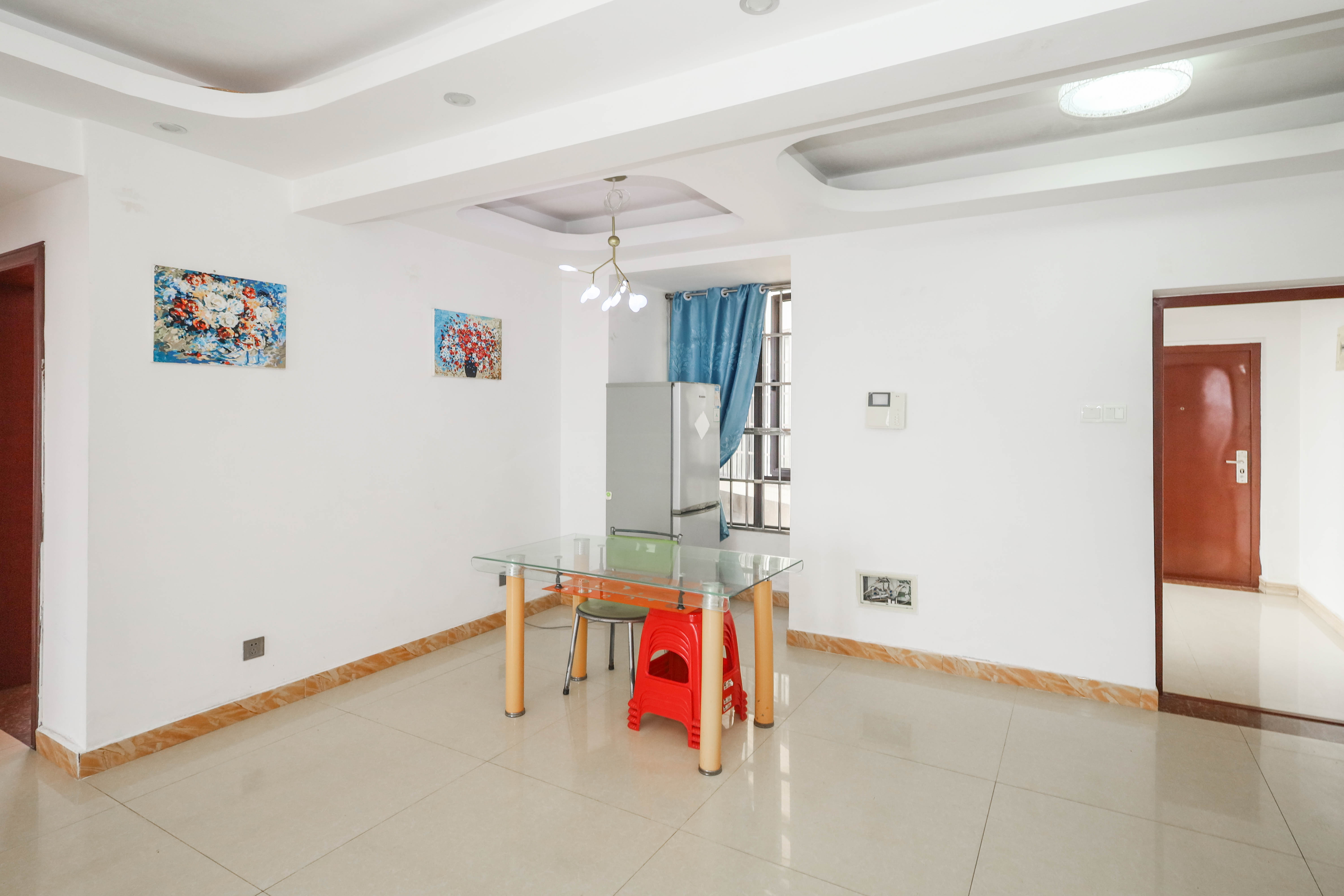 保利麓谷林语F区 3室2厅1卫 81.0万 保利麓谷林语F区 3室2厅1卫 81.0万其他