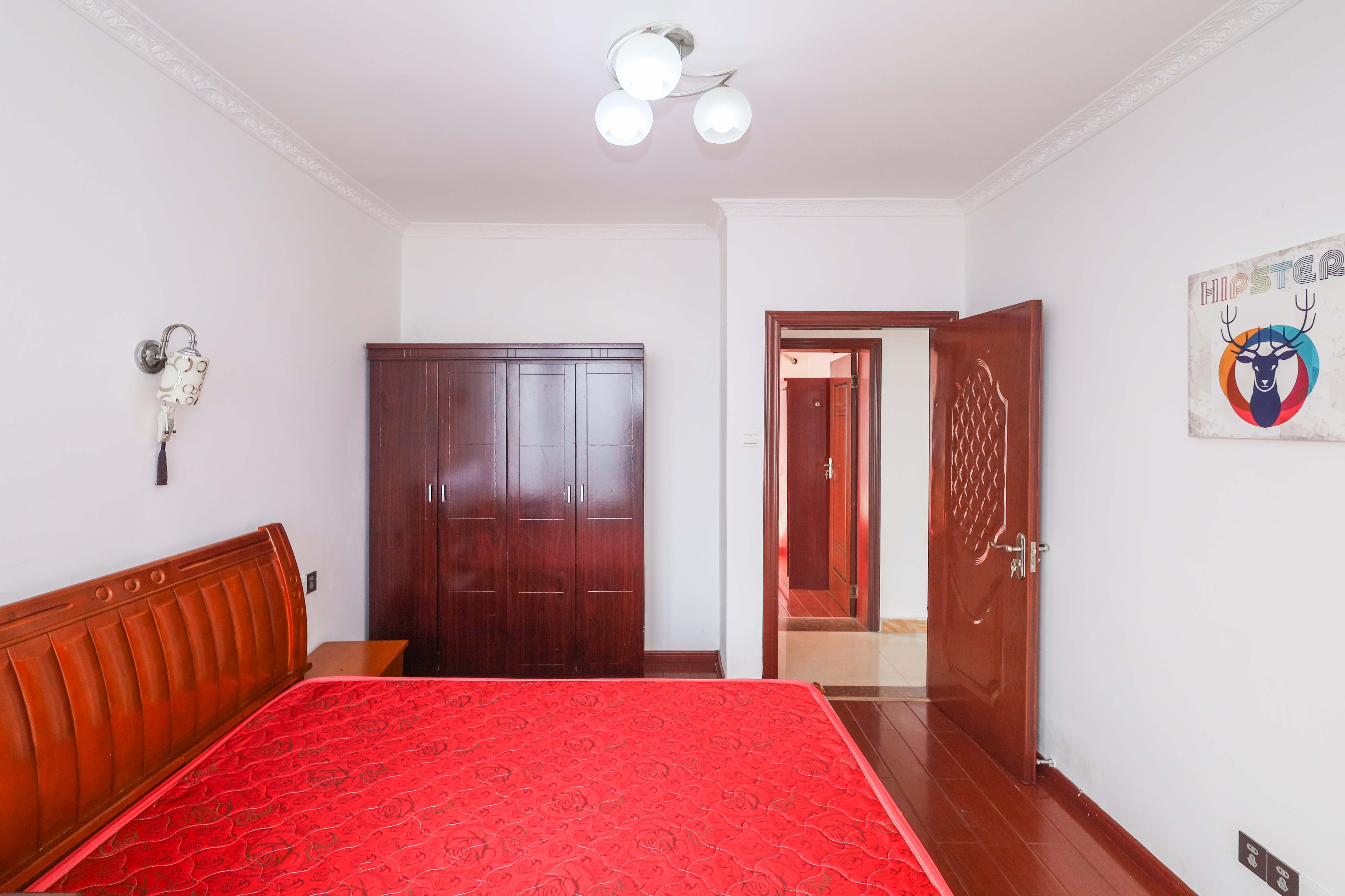 保利麓谷林语F区 3室2厅1卫 81.0万 保利麓谷林语F区 3室2厅1卫 81.0万卧室