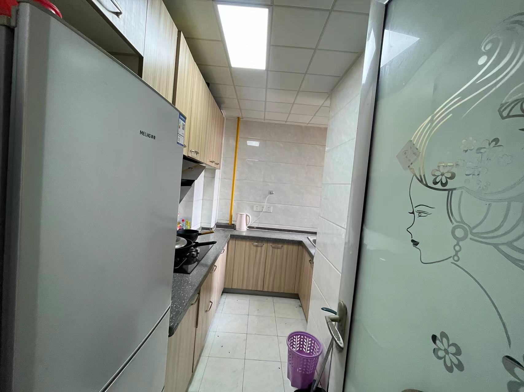 提香蓝岸  3室2厅1卫    48.0万 提香蓝岸  3室2厅1卫    48.0万室内图