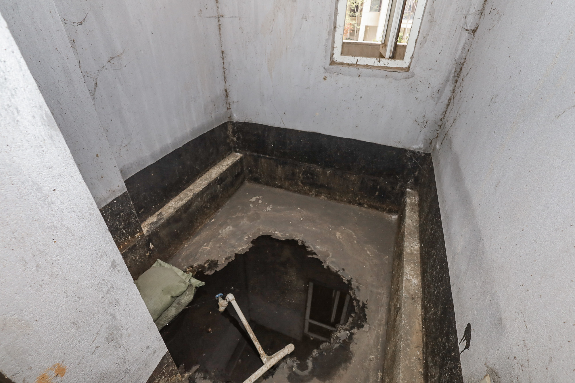 中铁西江悦一期  4室2厅2卫    140.0万 中铁西江悦一期  4室2厅2卫    140.0万卫生间