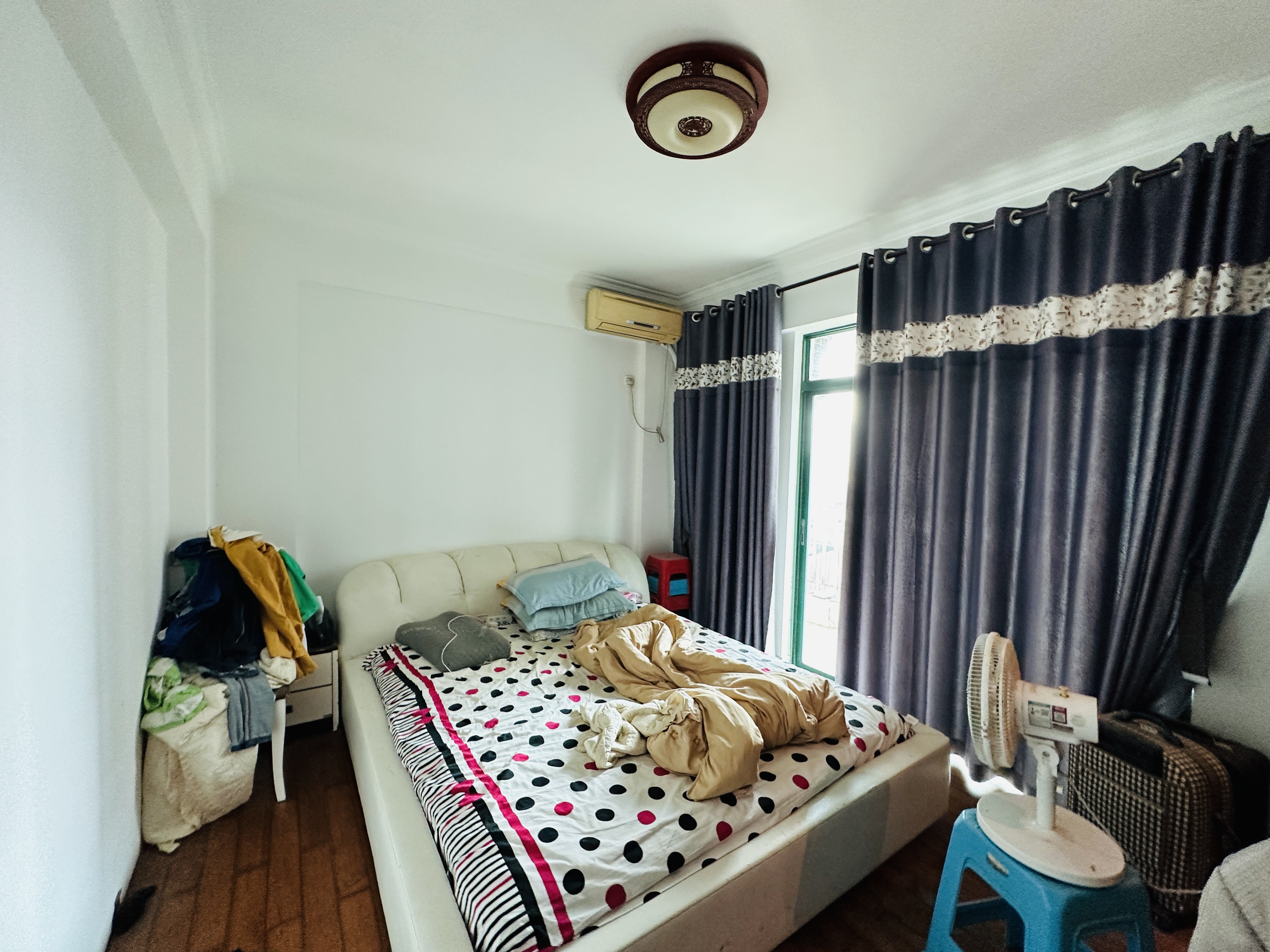 银谷苑  3室1厅1卫   145.00万 银谷苑  3室1厅1卫   145.00万卧室