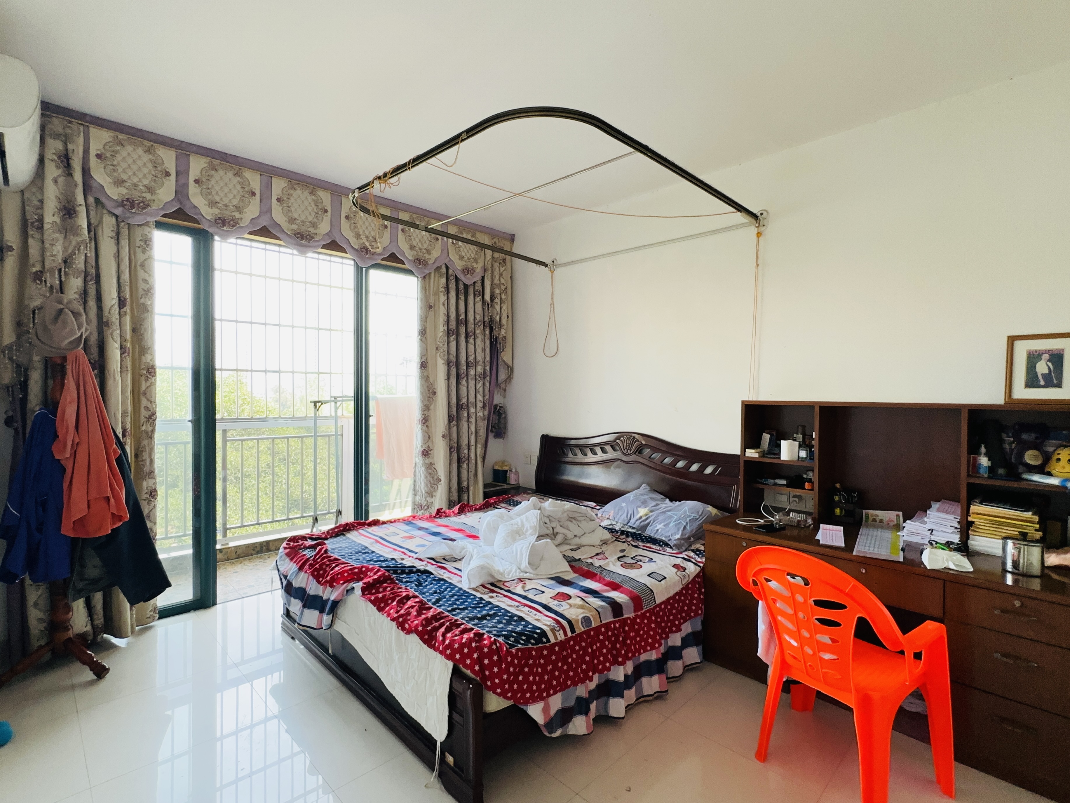 都市森林 3室2厅2卫 199.0万 都市森林 3室2厅2卫 199.0万卧室