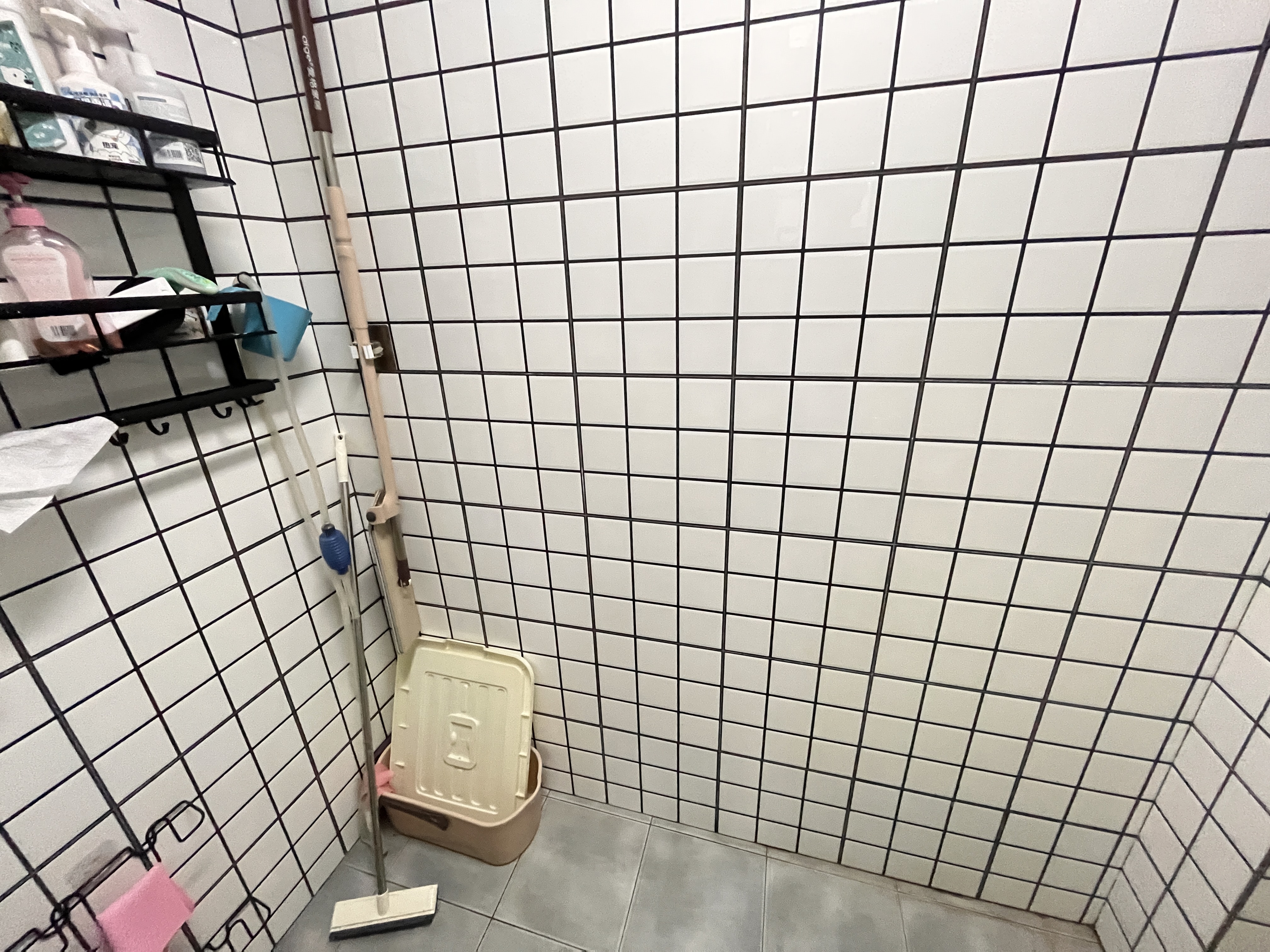 水木兰庭  3室2厅1卫   102.00万卫生间