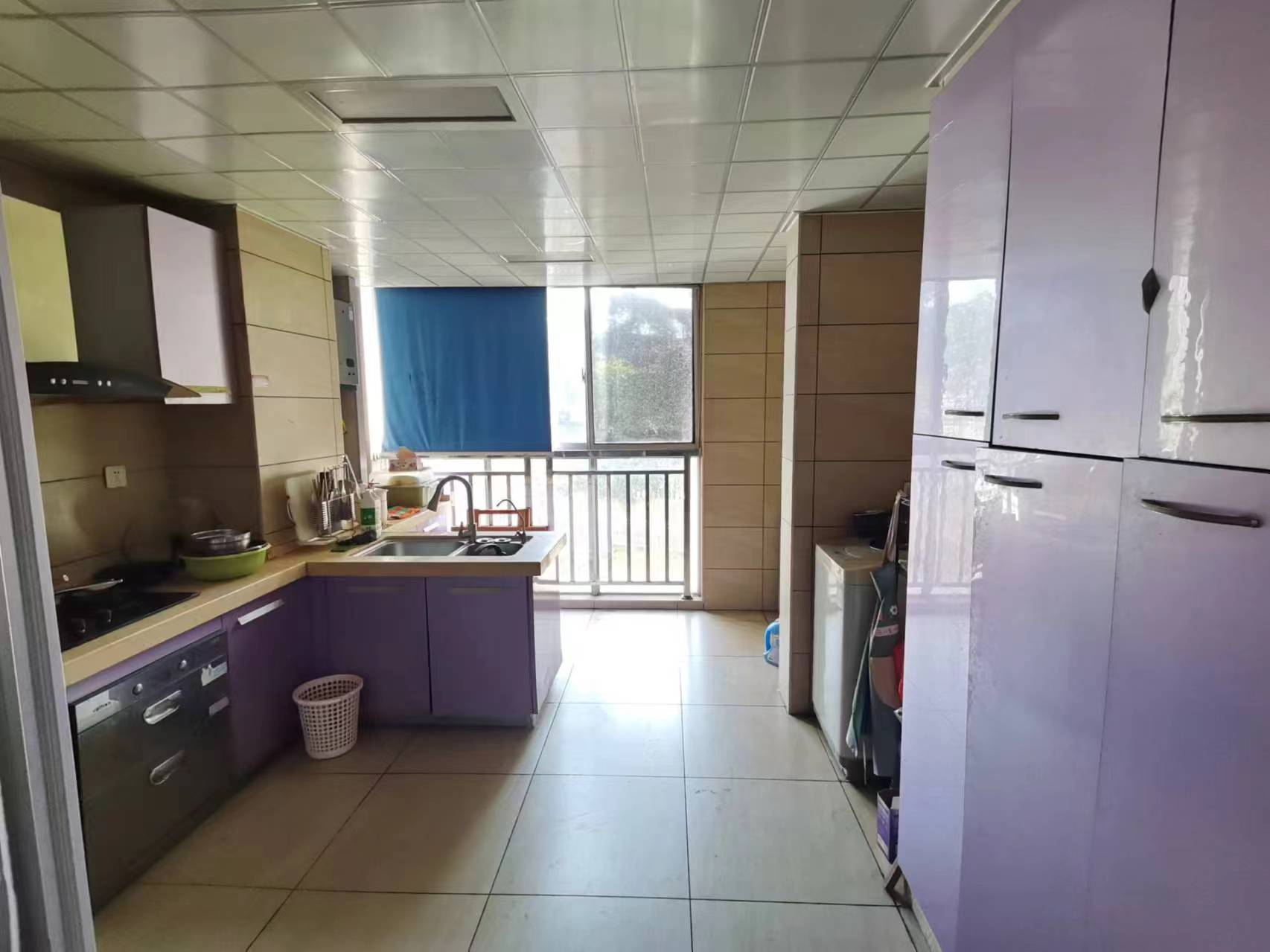 芦淞区蓝天花园 5室2厅2卫 55.00万 芦淞区蓝天花园 5室2厅2卫 55.00万室内图