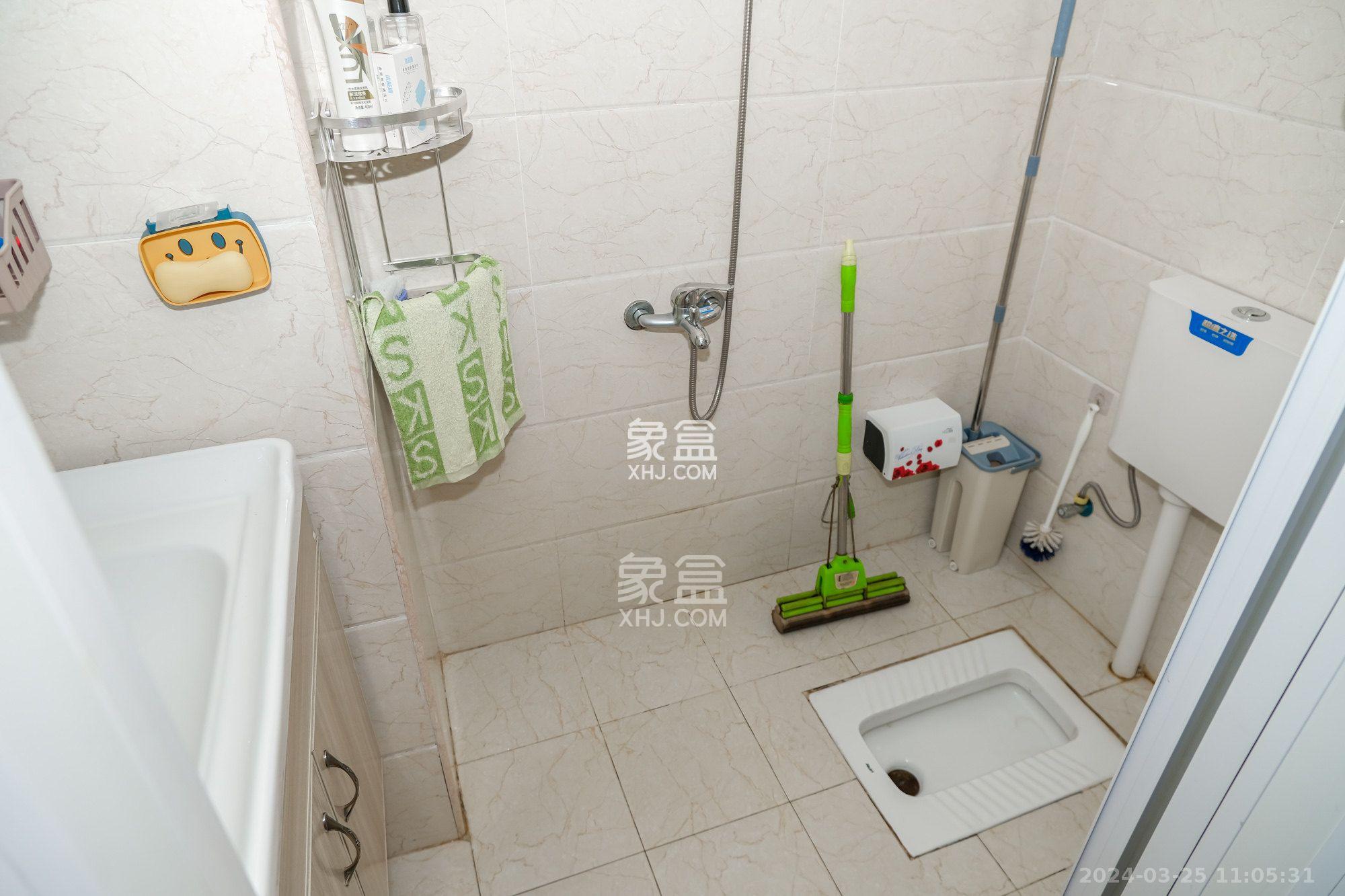 艾美潇湘  1室1厅1卫   1600.00元/月室内图