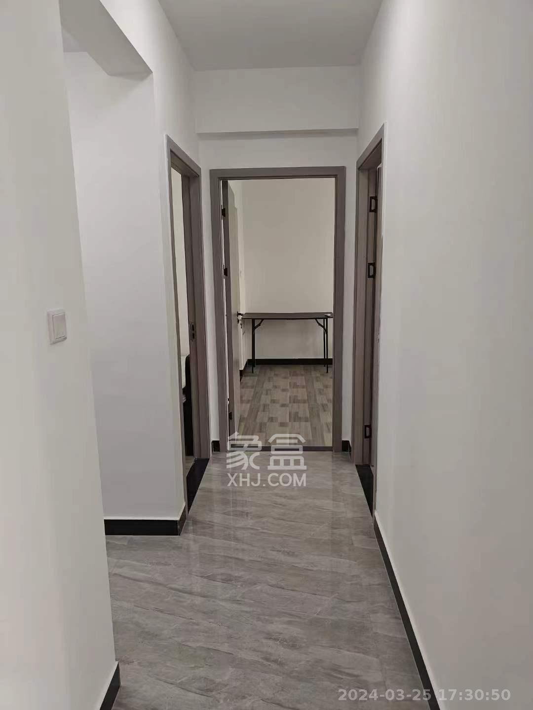 卓越伊景苑  3室2厅2卫   2900.00元/月室内图1