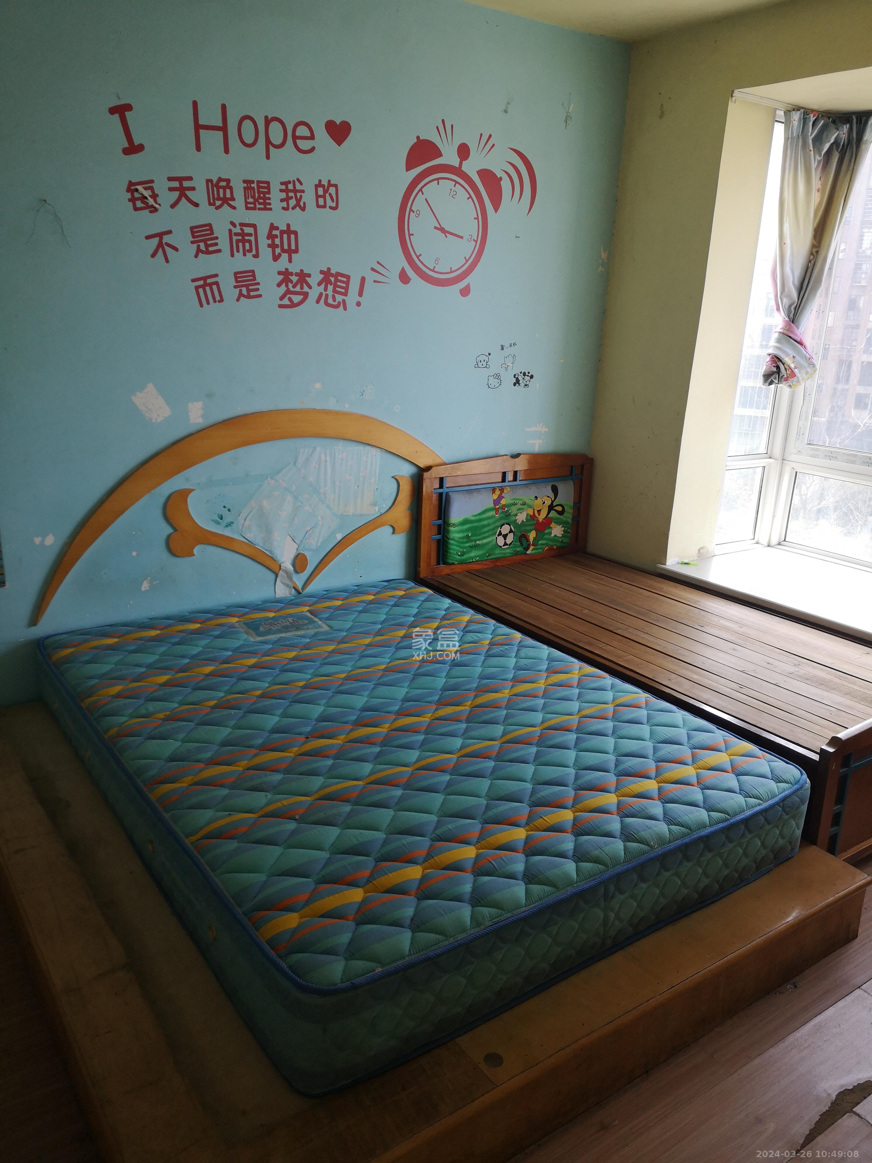 枫华府第  5室2厅2卫   2500.00元/月室内图