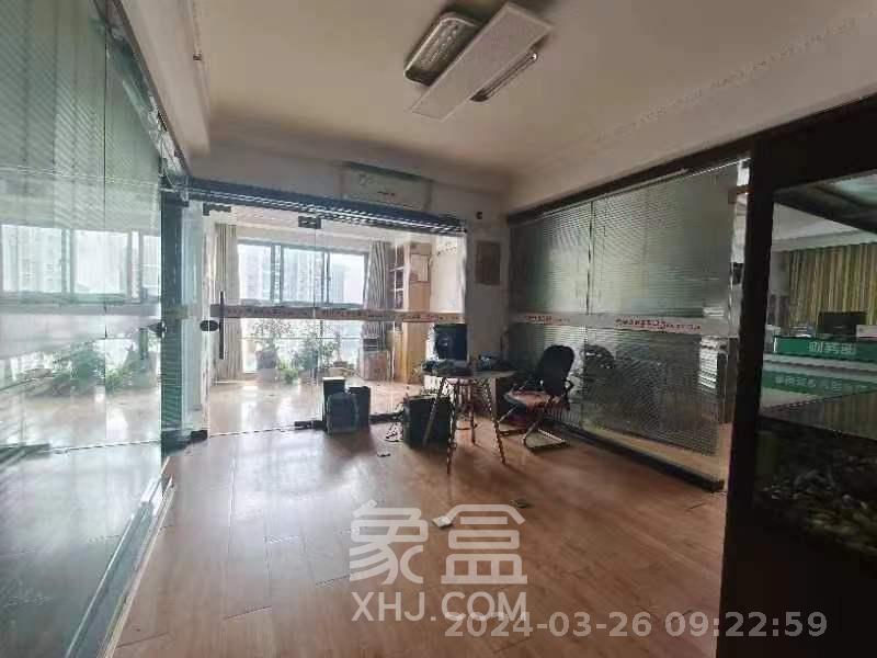 达美D6区  2室2厅1卫   5500.00元/月室内图