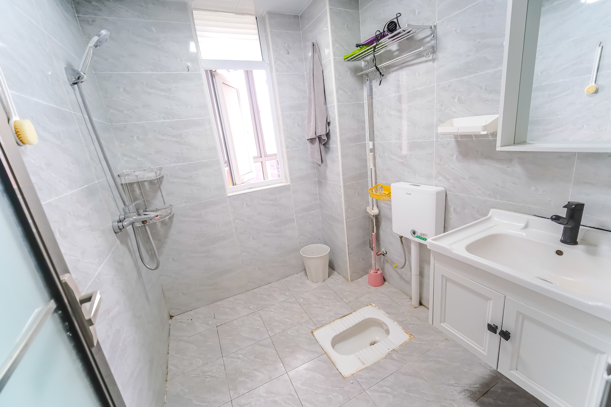 和悦城(蟠龙景苑) 3室2厅1卫 60.0万 和悦城(蟠龙景苑) 3室2厅1卫 60.0万卫生间