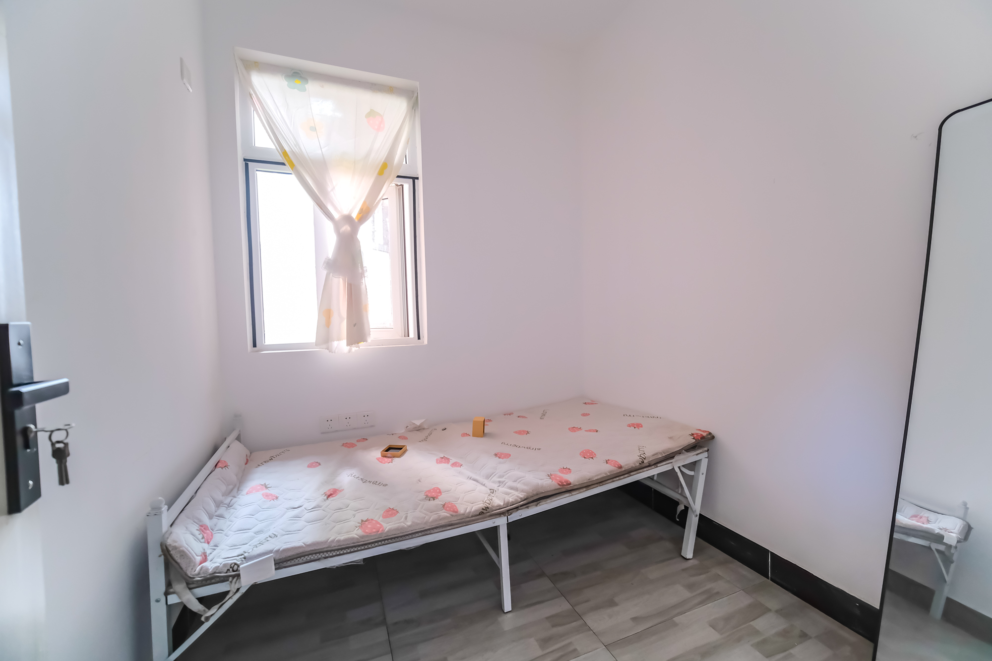 和悦城(蟠龙景苑) 3室2厅1卫 60.0万 和悦城(蟠龙景苑) 3室2厅1卫 60.0万卧室