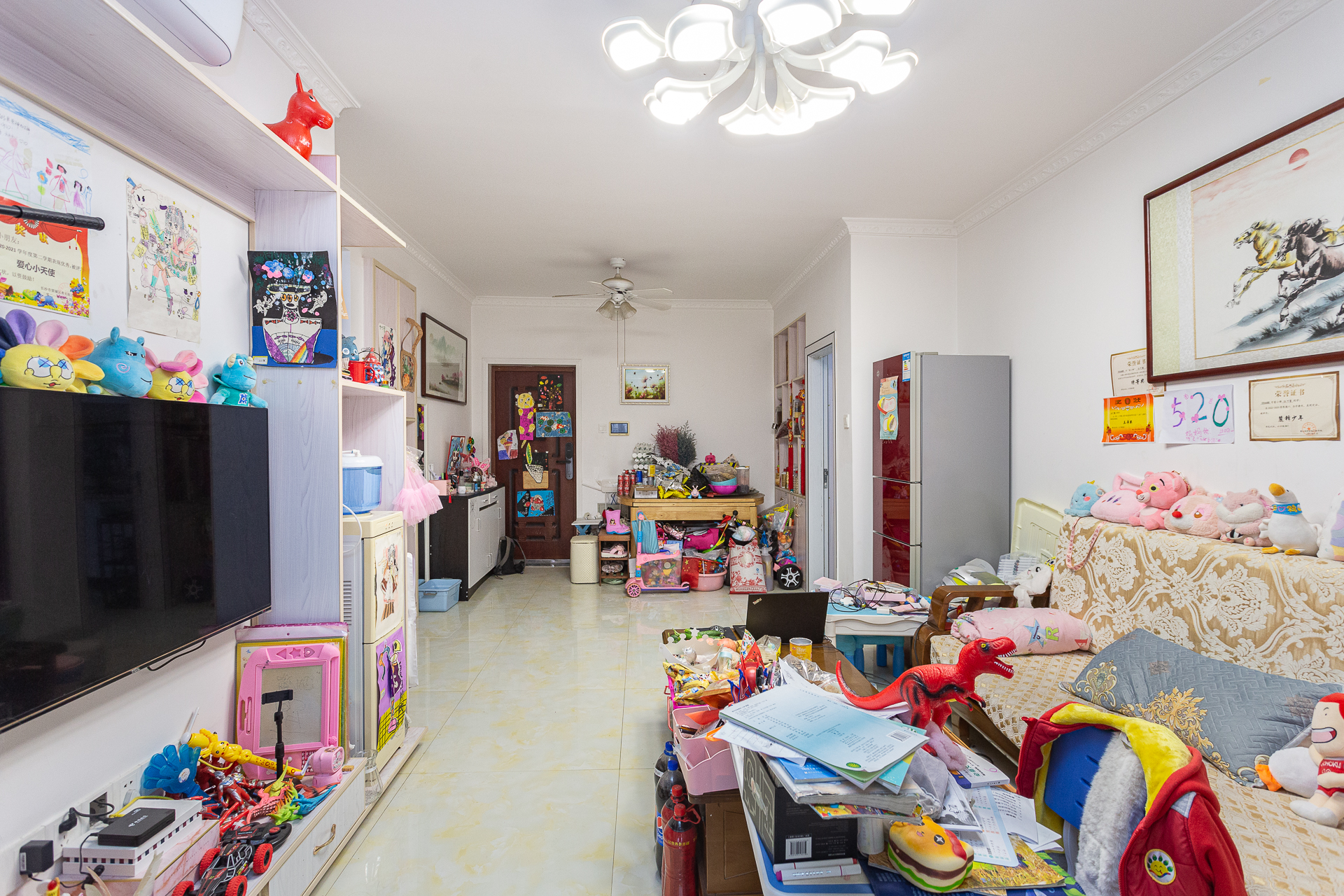 润和之悦(金泽园) 2室2厅1卫 71.8万 润和之悦(金泽园) 2室2厅1卫 71.8万客厅