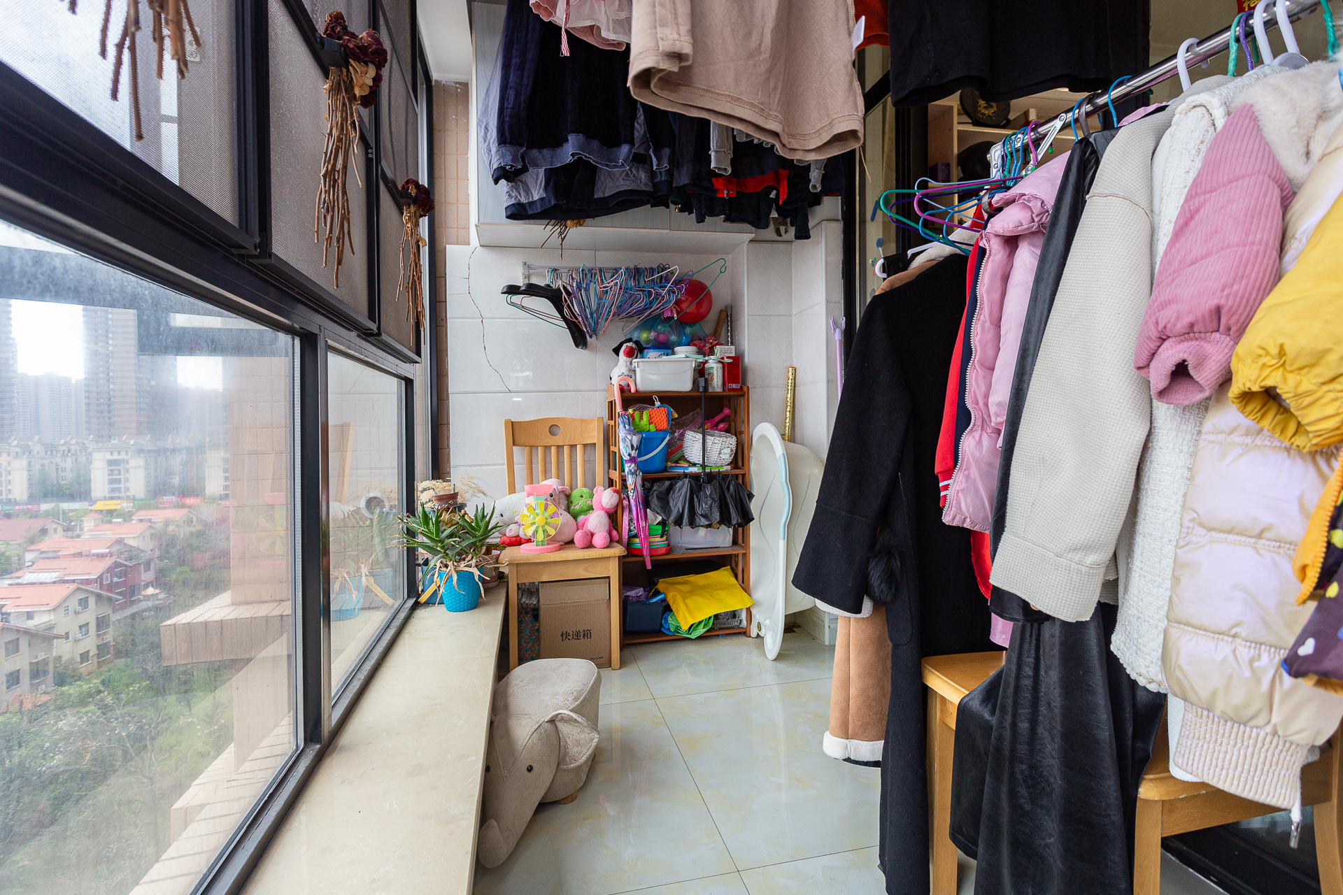 润和之悦(金泽园) 2室2厅1卫 71.8万 润和之悦(金泽园) 2室2厅1卫 71.8万阳台