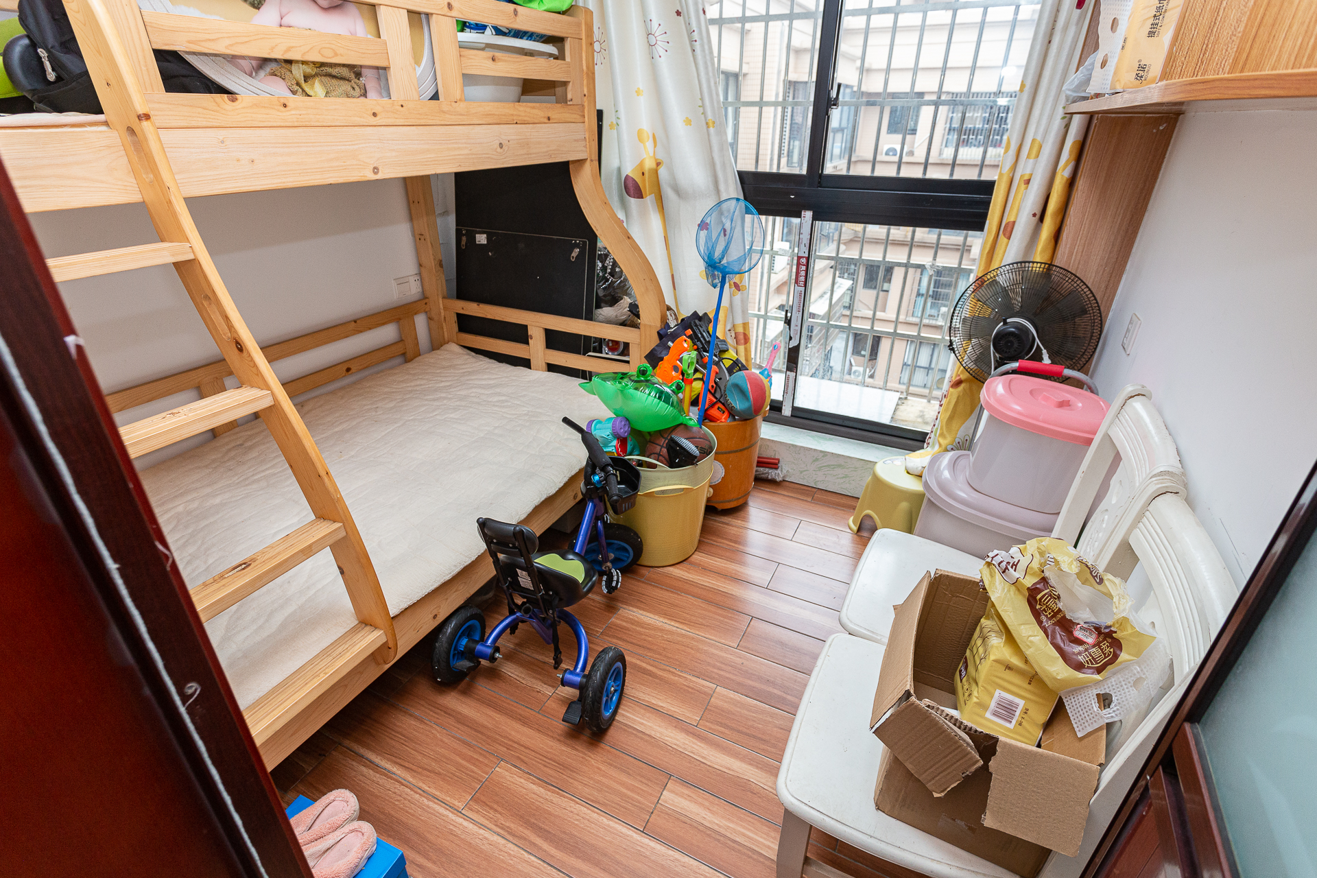 润和之悦（金泽园）  3室2厅1卫    67.0万卧室