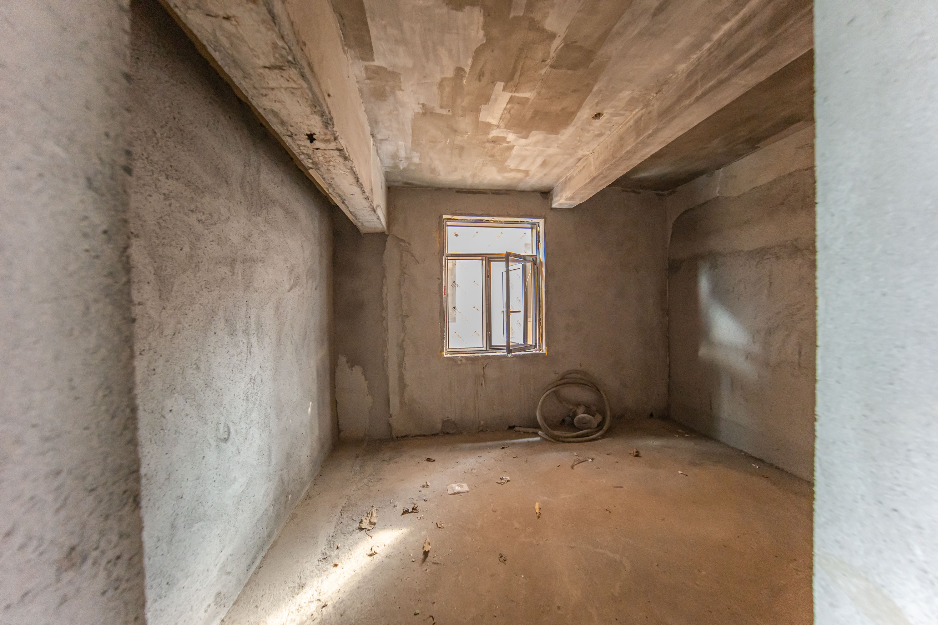 卓越麓山别墅(麓山峰境产权麓山花苑)  5室2厅4卫    410.0万 卓越麓山别墅(麓山峰境产权麓山花苑)  5室2厅4卫    410.0万卧室