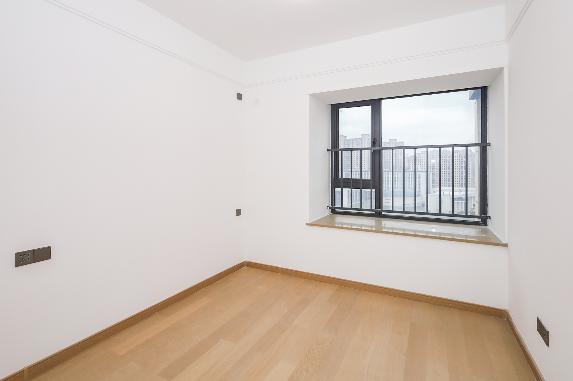 北辰时光里  4室2厅2卫    199.0万卧室