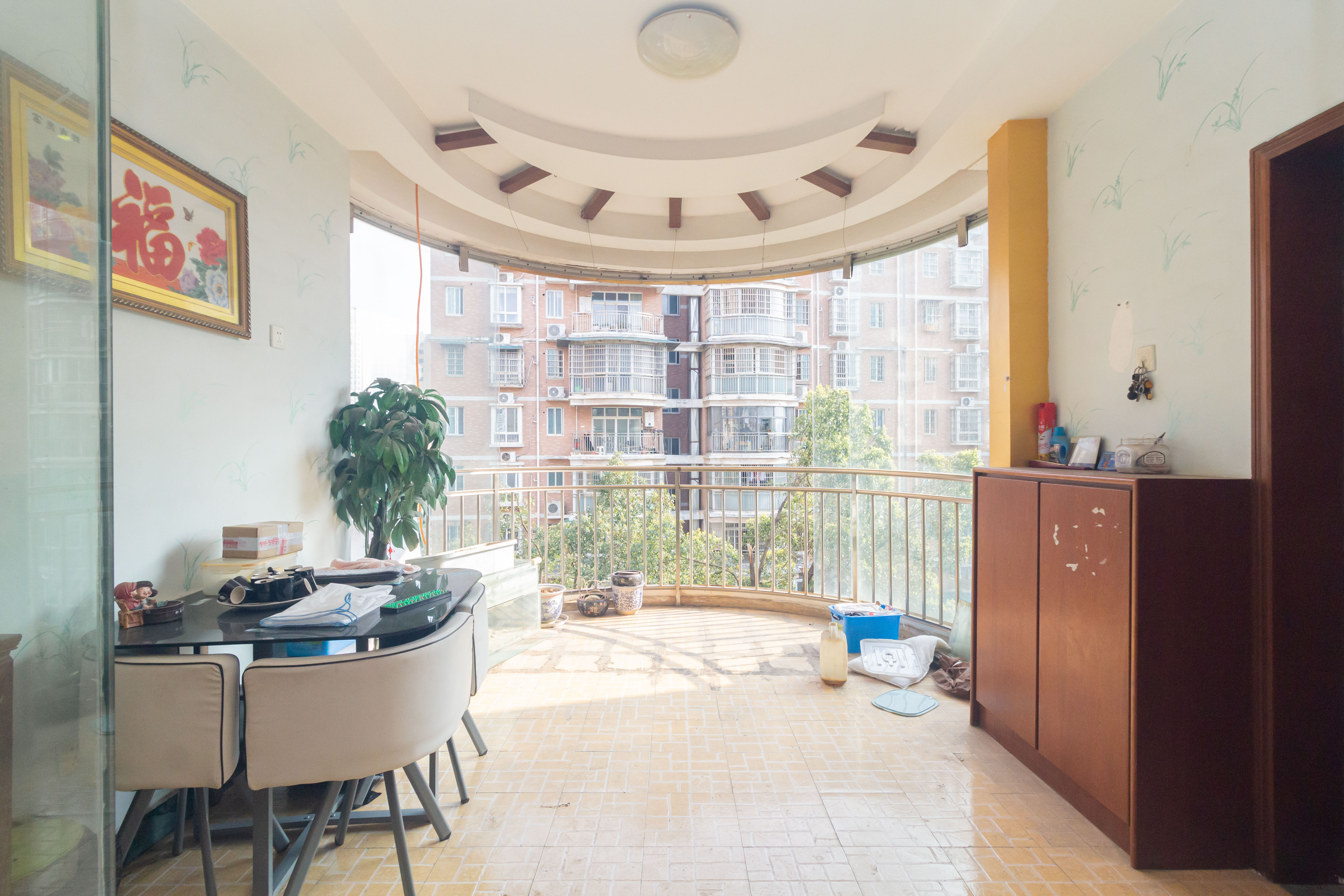 星城国际  4室2厅2卫    55.8万卧室