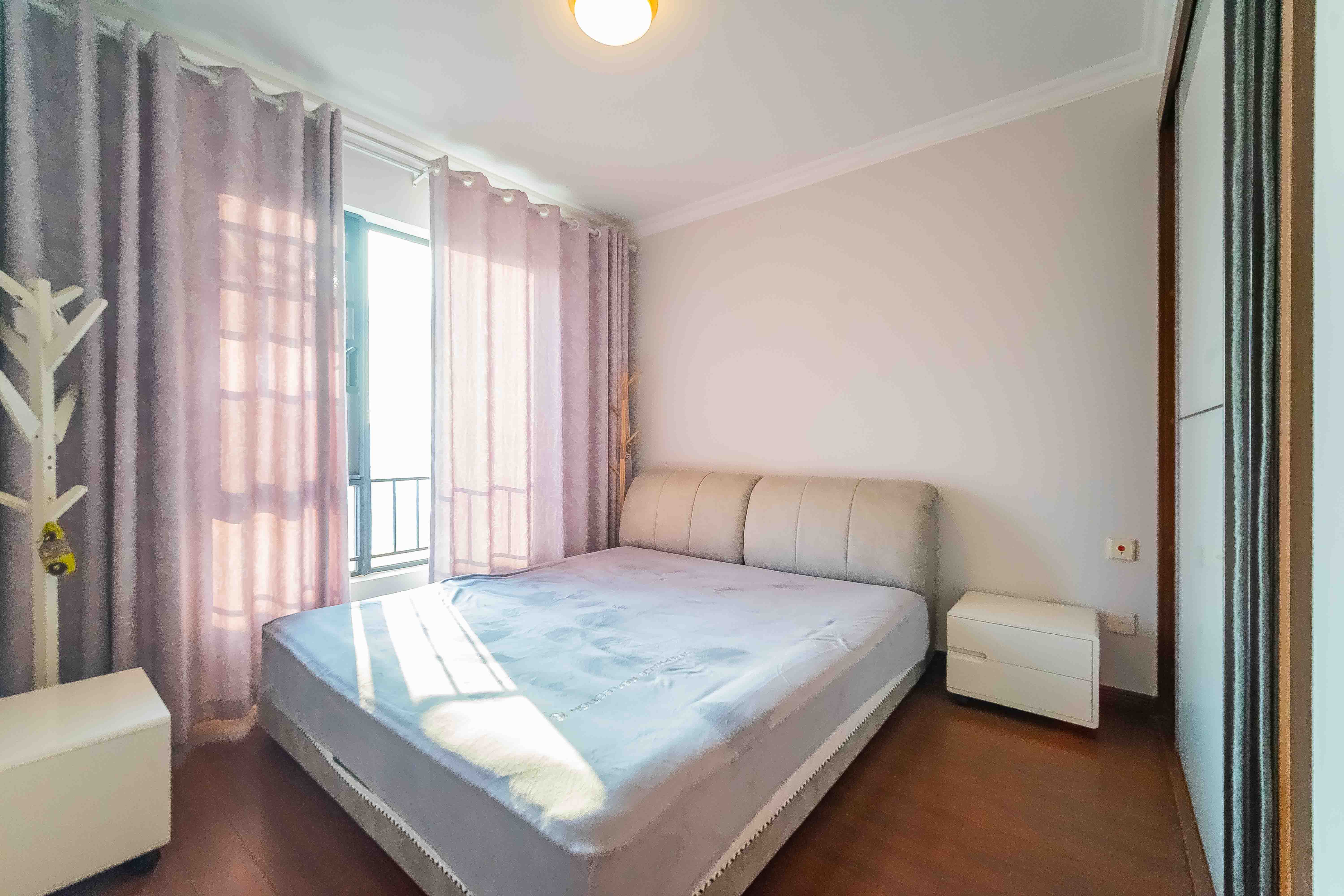 万科金域华府三四期  3室2厅1卫    122.0万卧室