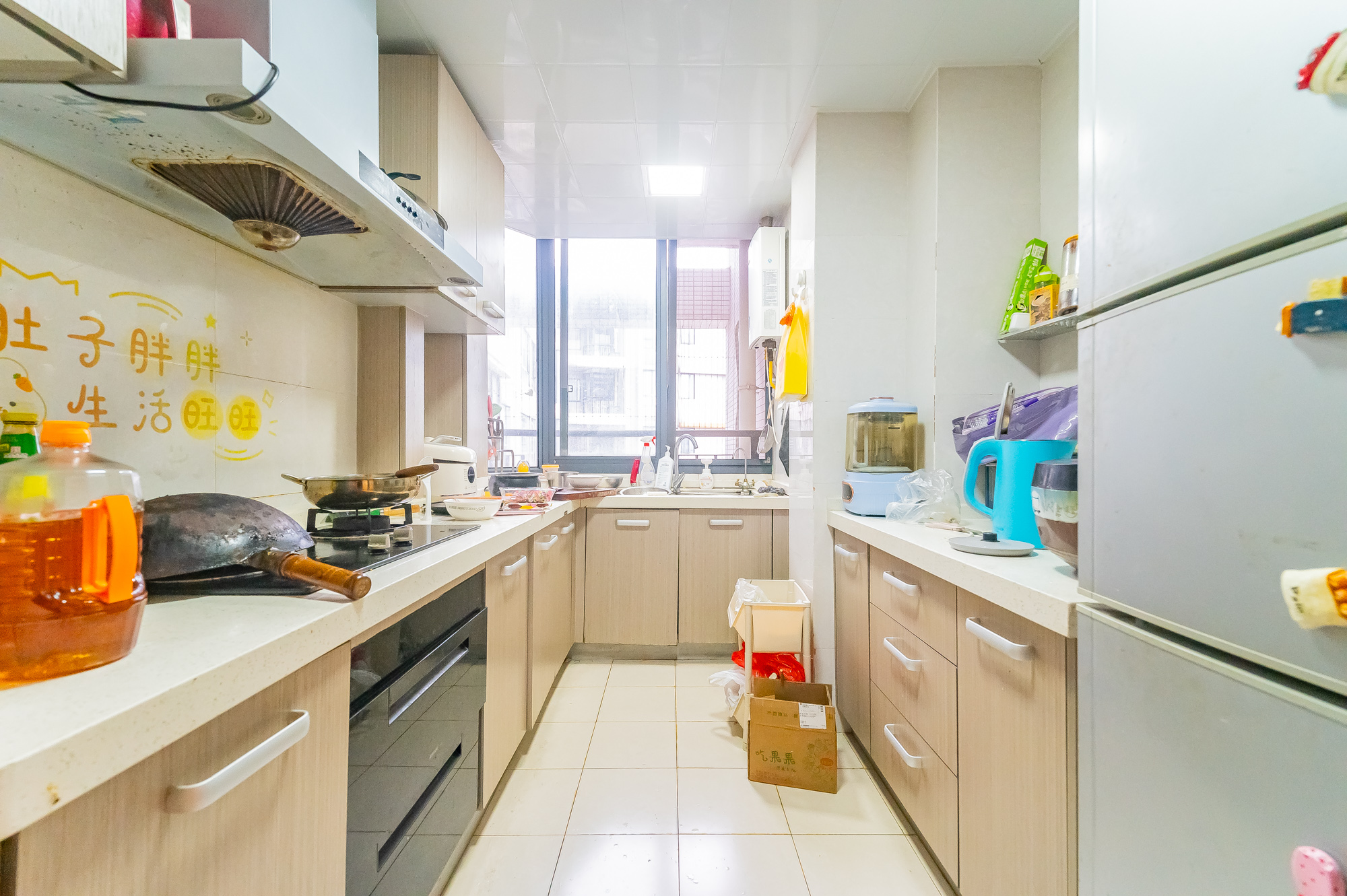 恒基凯旋门一二期  3室2厅1卫    78.0万 恒基凯旋门一二期  3室2厅1卫    78.0万厨房