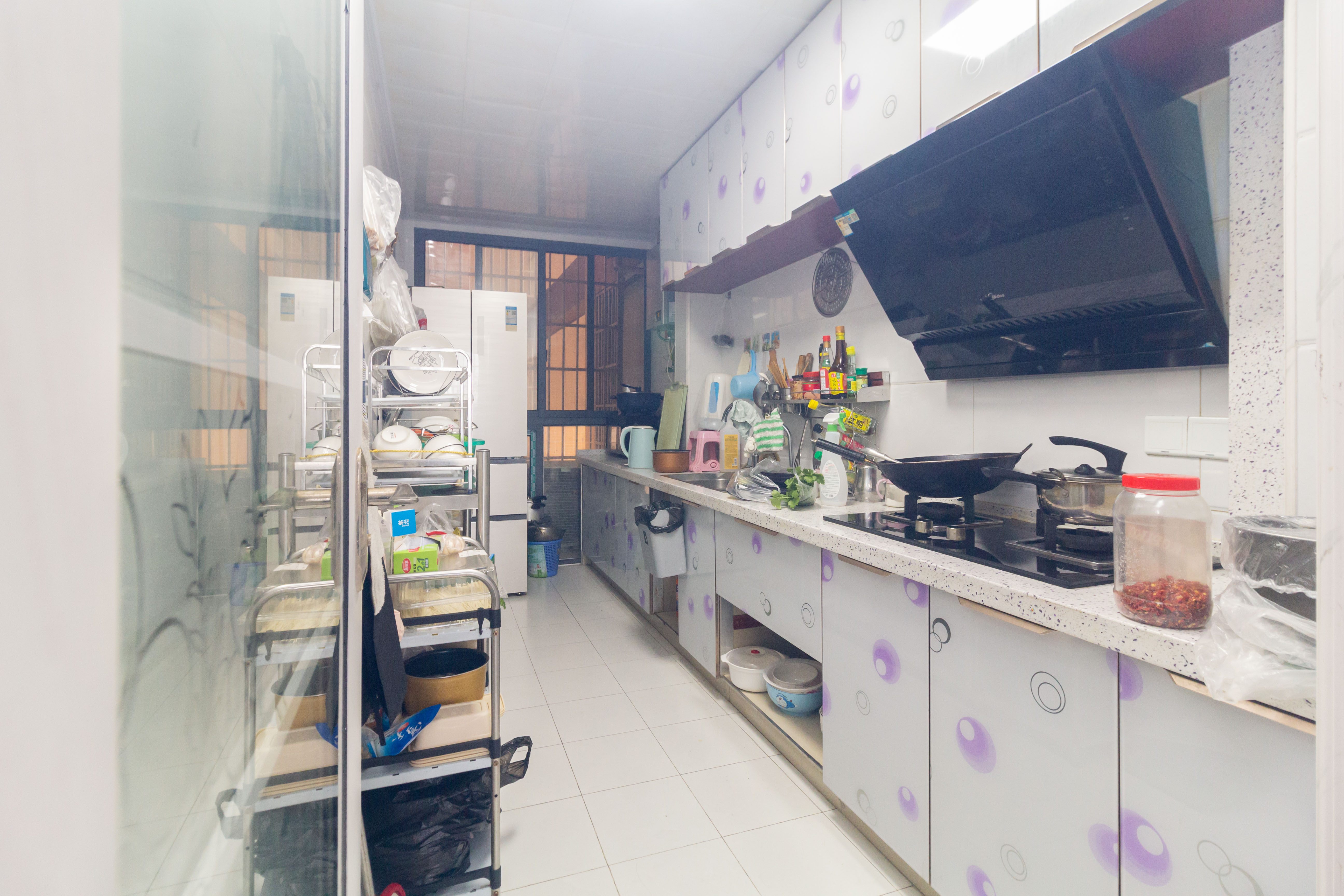 领东汇  4室2厅2卫   93.60万厨房
