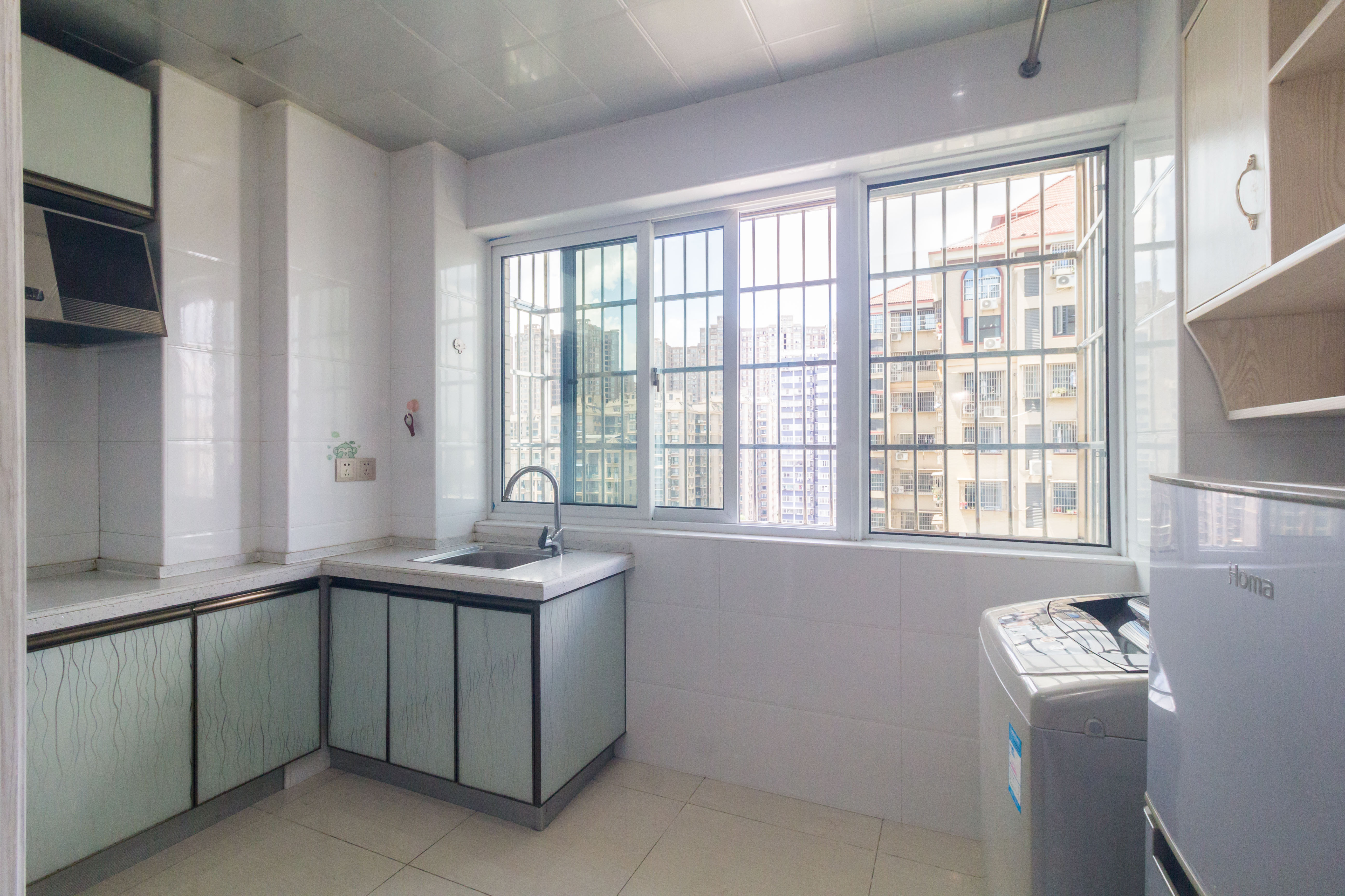 新远时代  1室1厅1卫    16.0万厨房