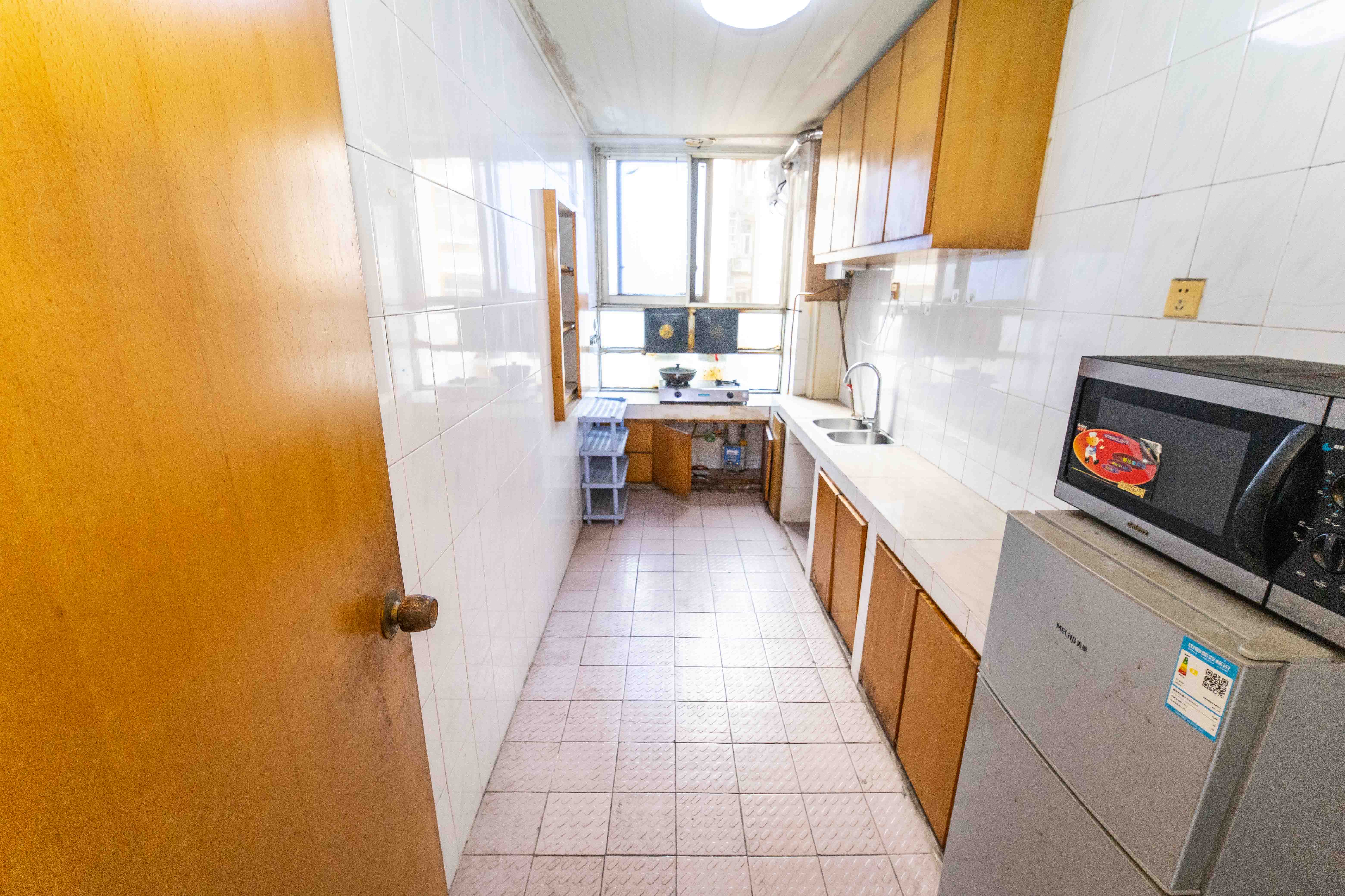 安泰新村 2室2厅1卫 48.0万 安泰新村 2室2厅1卫 48.0万厨房