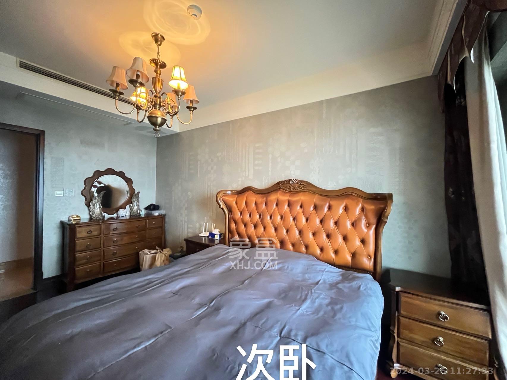 华远华中心  4室2厅2卫   18000.00元/月室内图