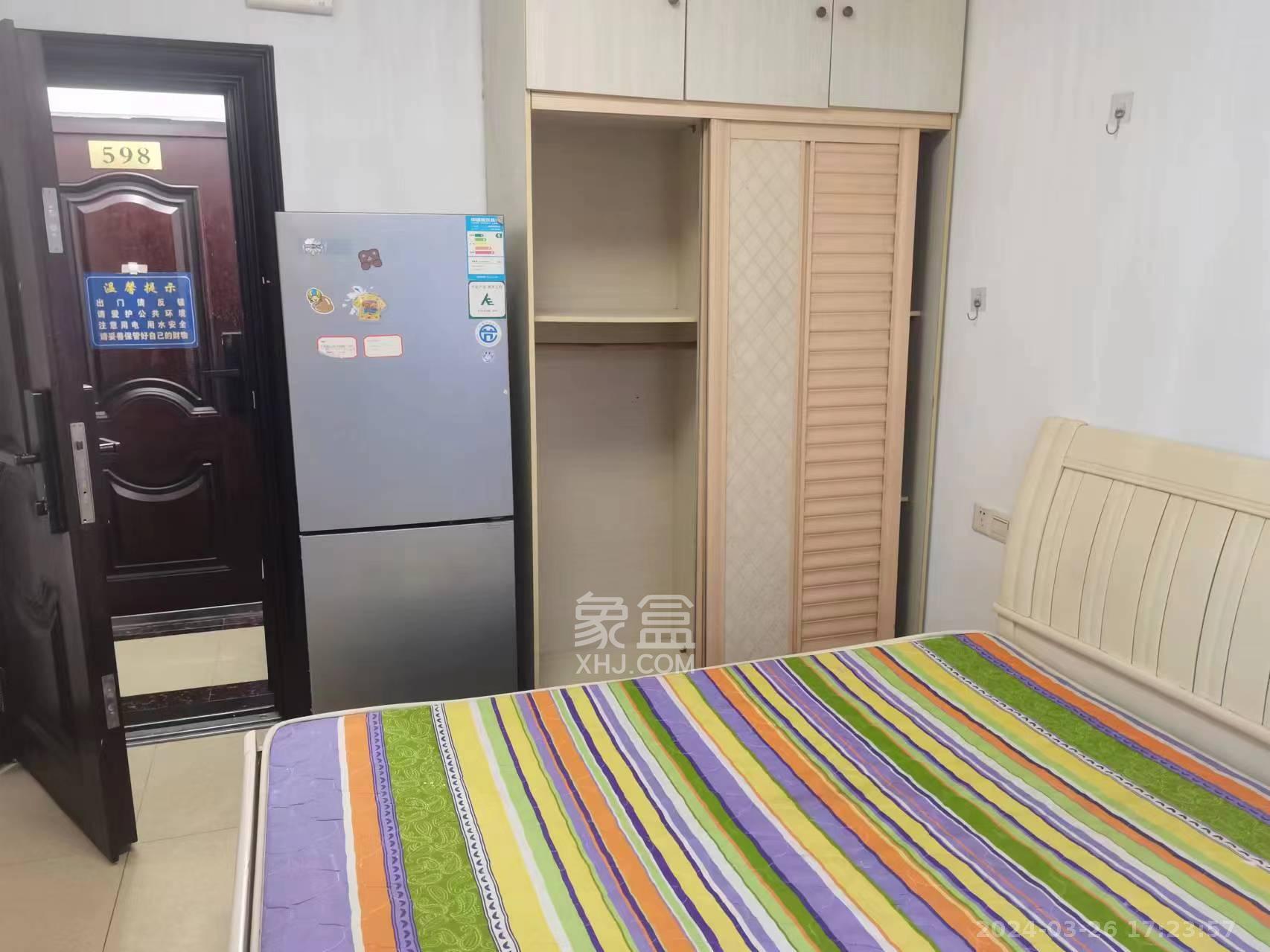 铭园小区  1室1厅1卫   1200.00元/月室内图