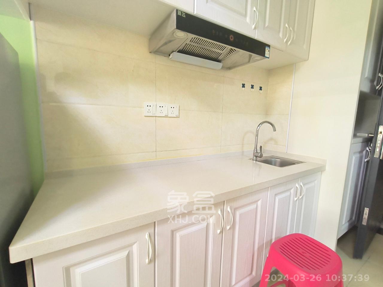 芙蓉万国城MOMA(卓越汇富苑) 1室1厅1卫 1400.0元/月 芙蓉万国城MOMA(卓越汇富苑) 1室1厅1卫 1400.0元/月室内图