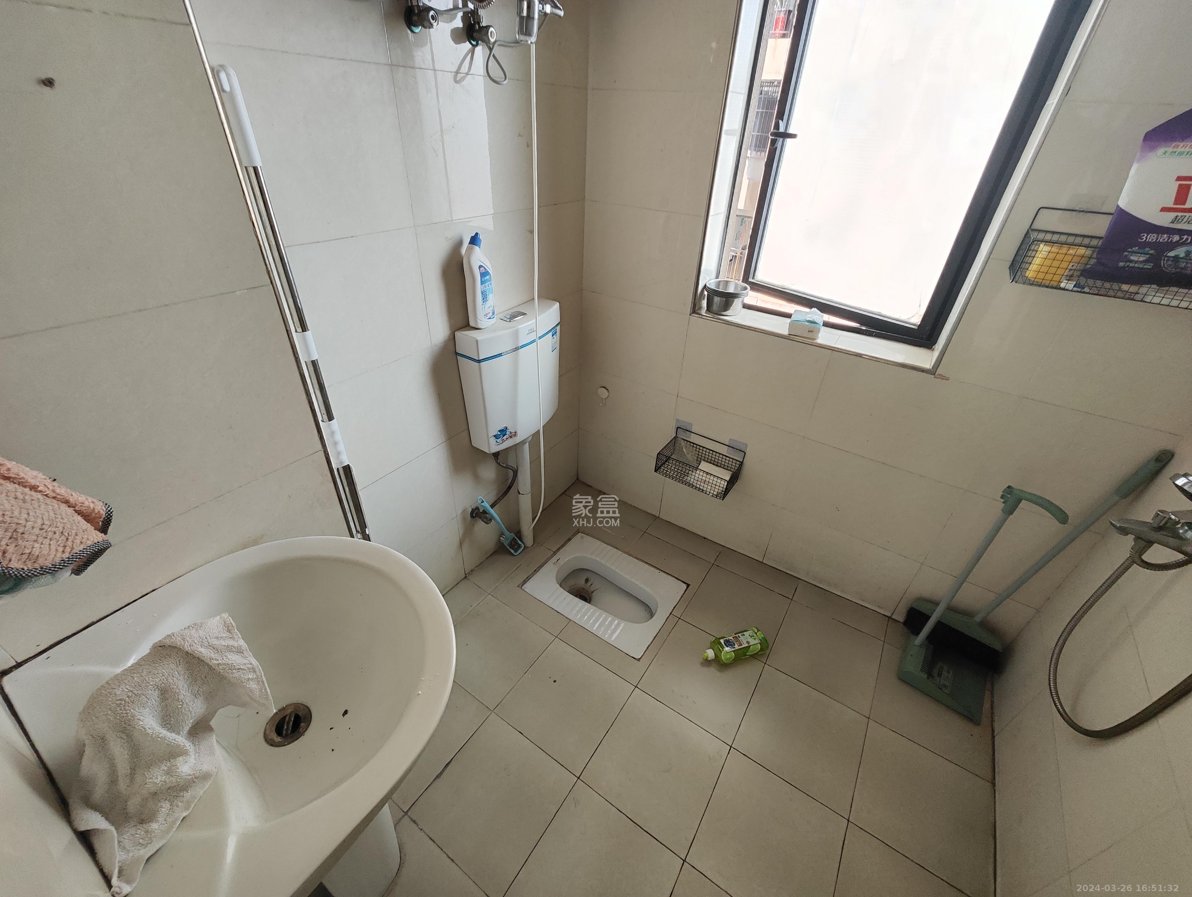 窑塘新村  0室0厅0卫    900.0元/月室内图