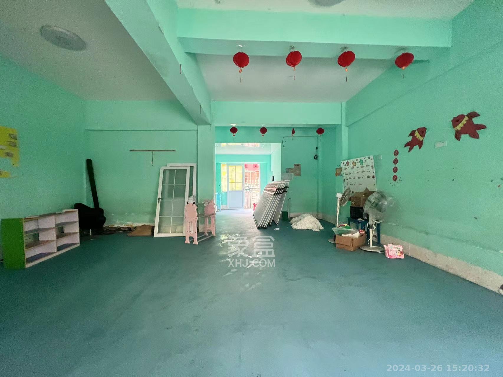 府后路安置小区（道坡小区）   75.0㎡     3000.00元/月室内图